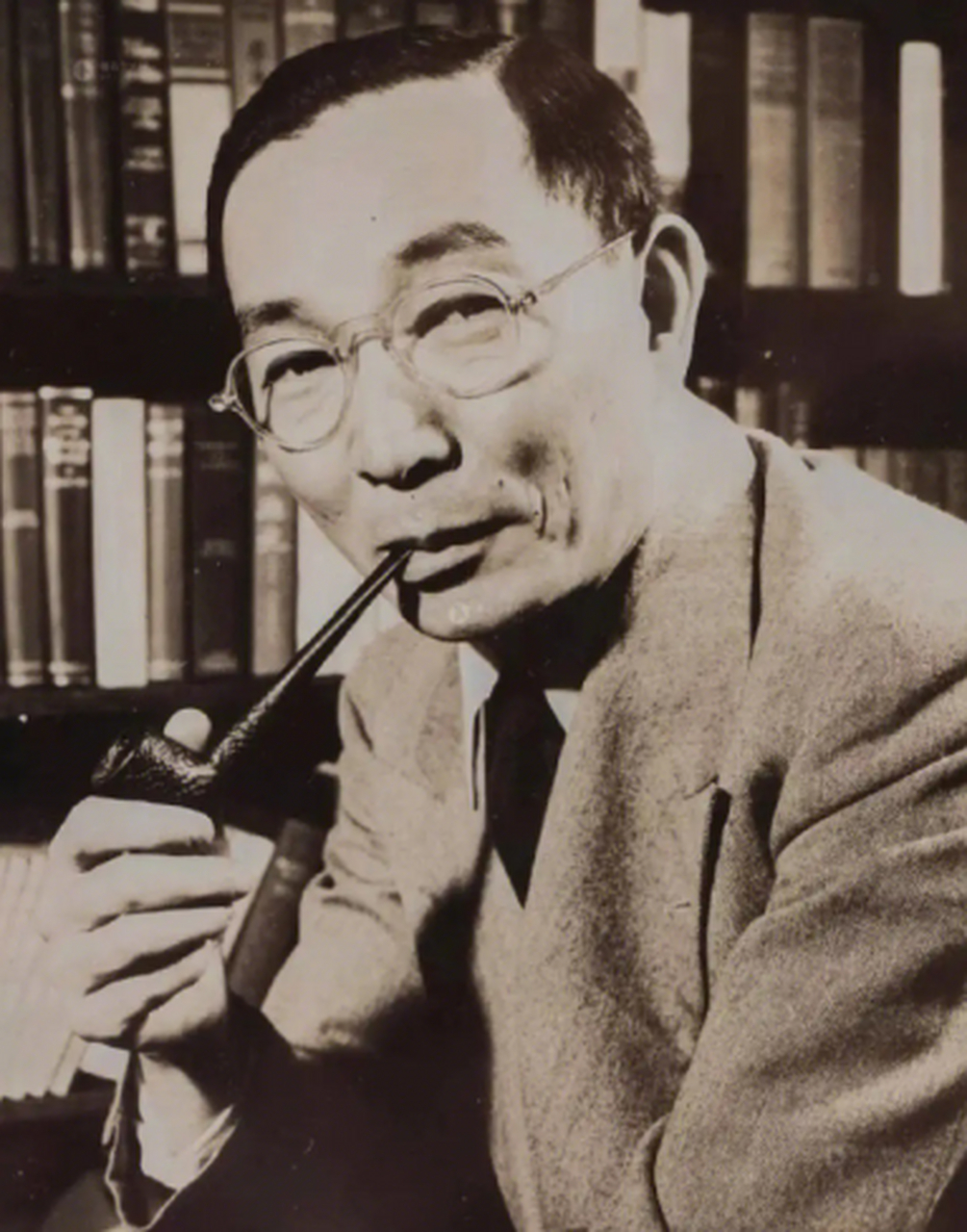 1921年,17岁的林语堂爱上柔情温婉的陈锦端,可他穷小子的身份不被陈父