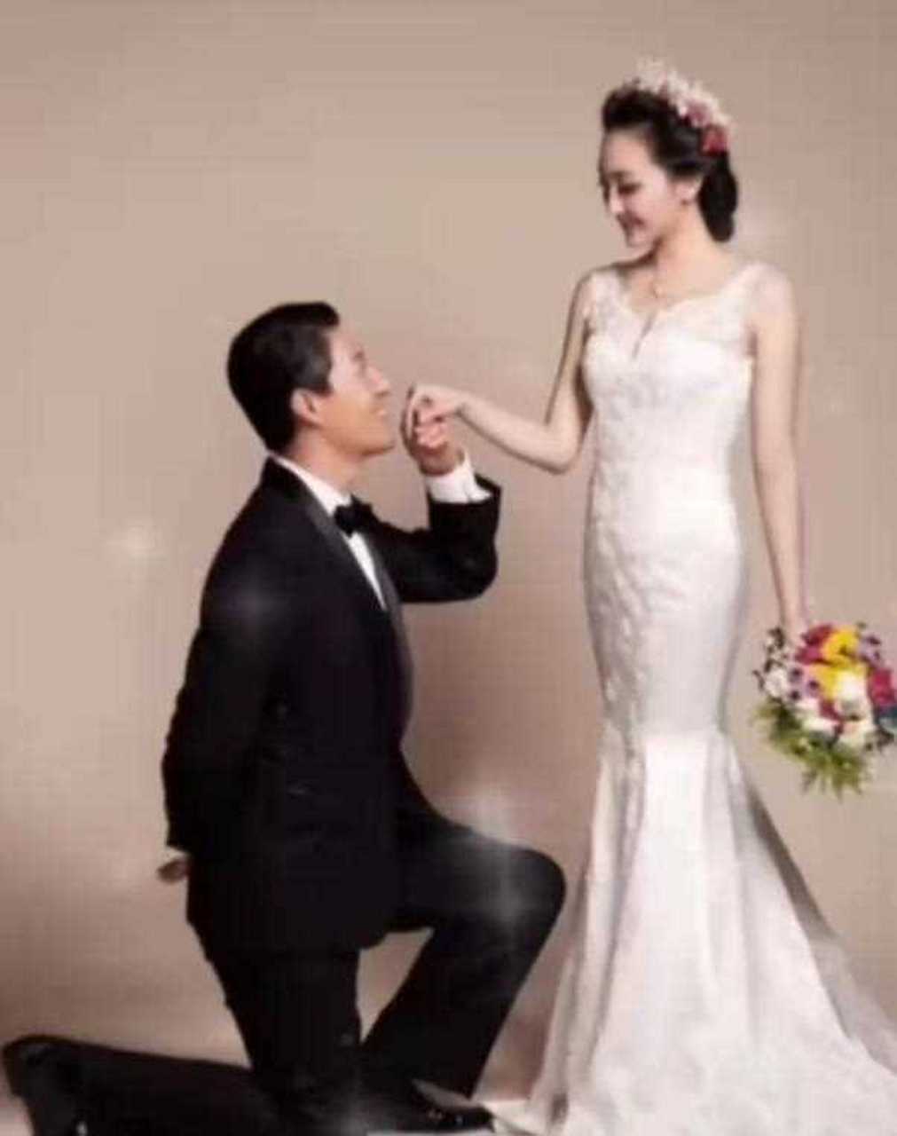 于震前妻婚纱照图片