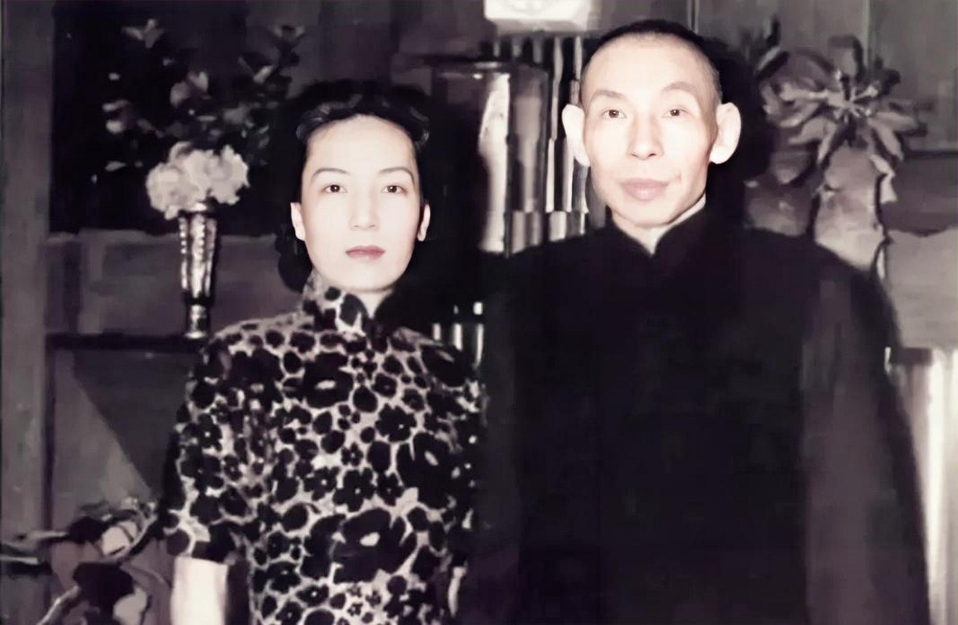 1950年,杜月笙与孟小冬合影.