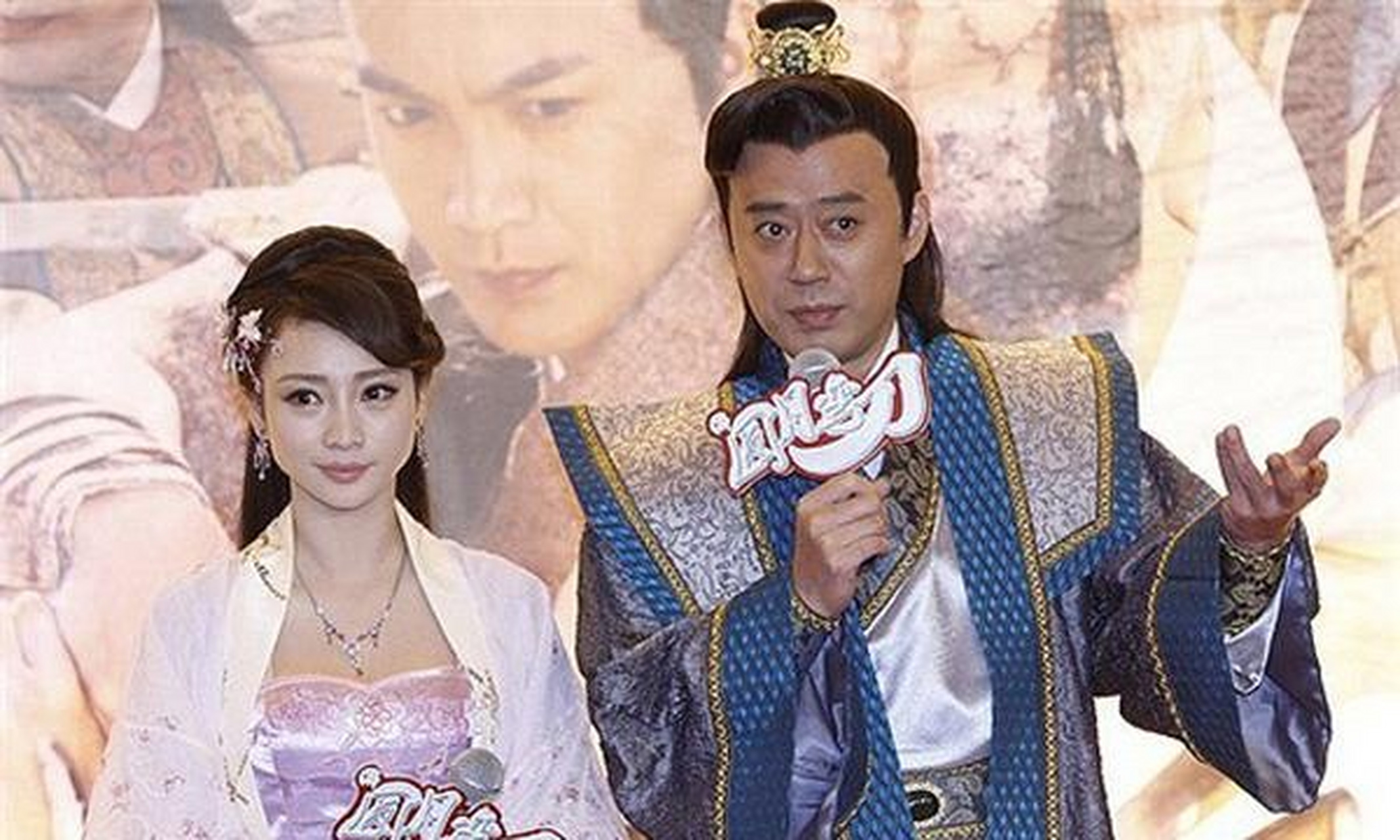 新版的《圆月弯刀》由张智尧出演,古龙的儿子郑小龙也说是因为他身上