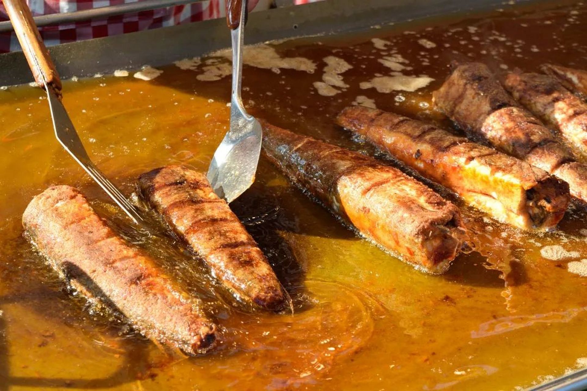 不是鱼的手指  fish finger 鱼柳;鱼条(英式说法) fish stick 鱼柳