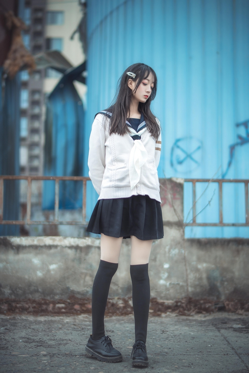 治愈系  美腿 学姐