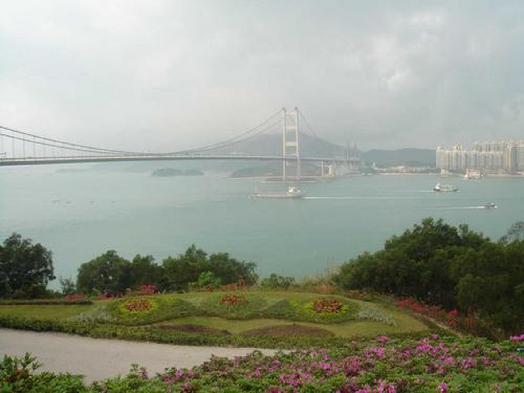 东莞搭把手,扶贫一起走# 青马大桥(tsing ma bridge)是中国香港瘫别