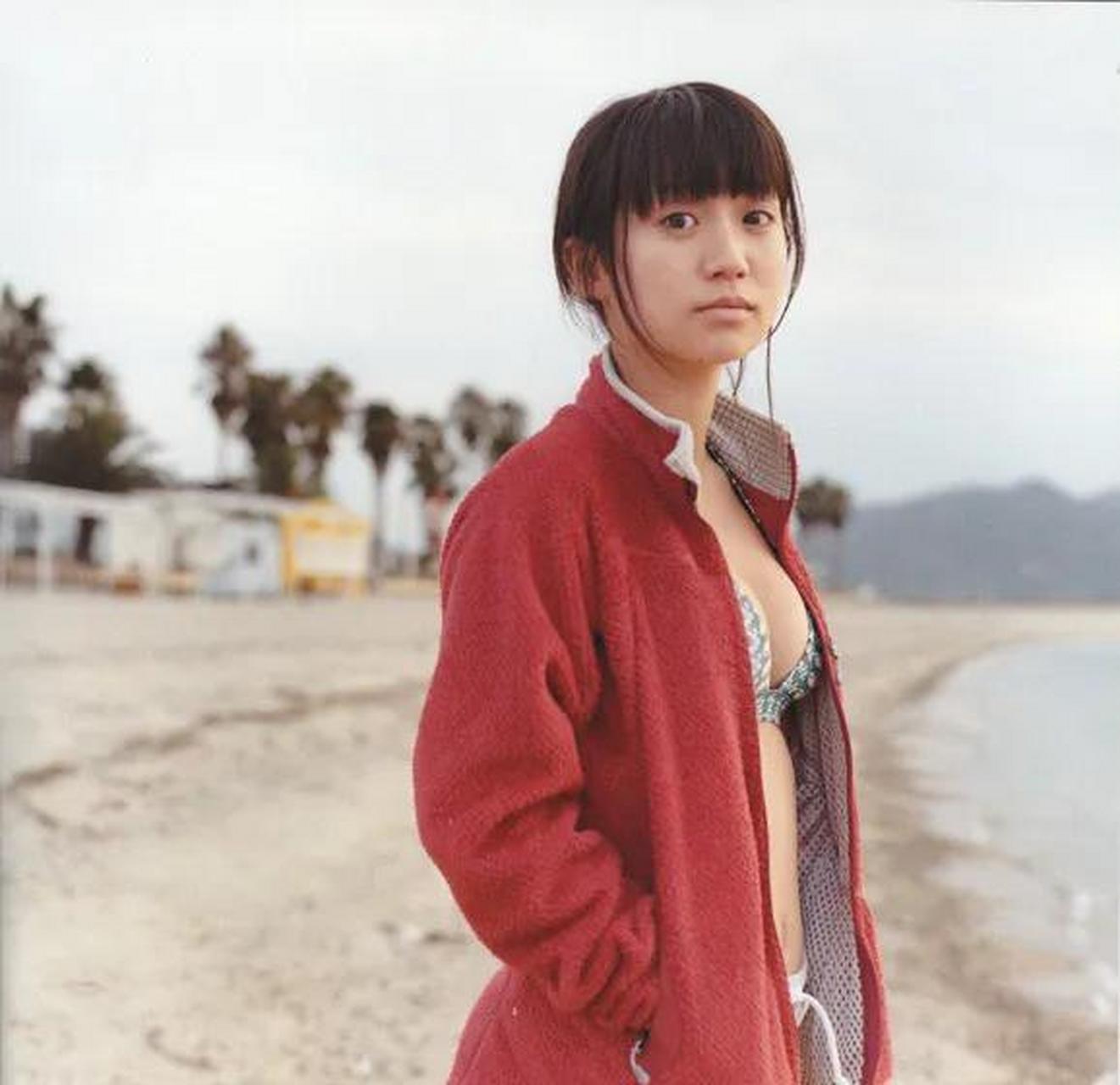 日本影星大岛优子写真欣赏