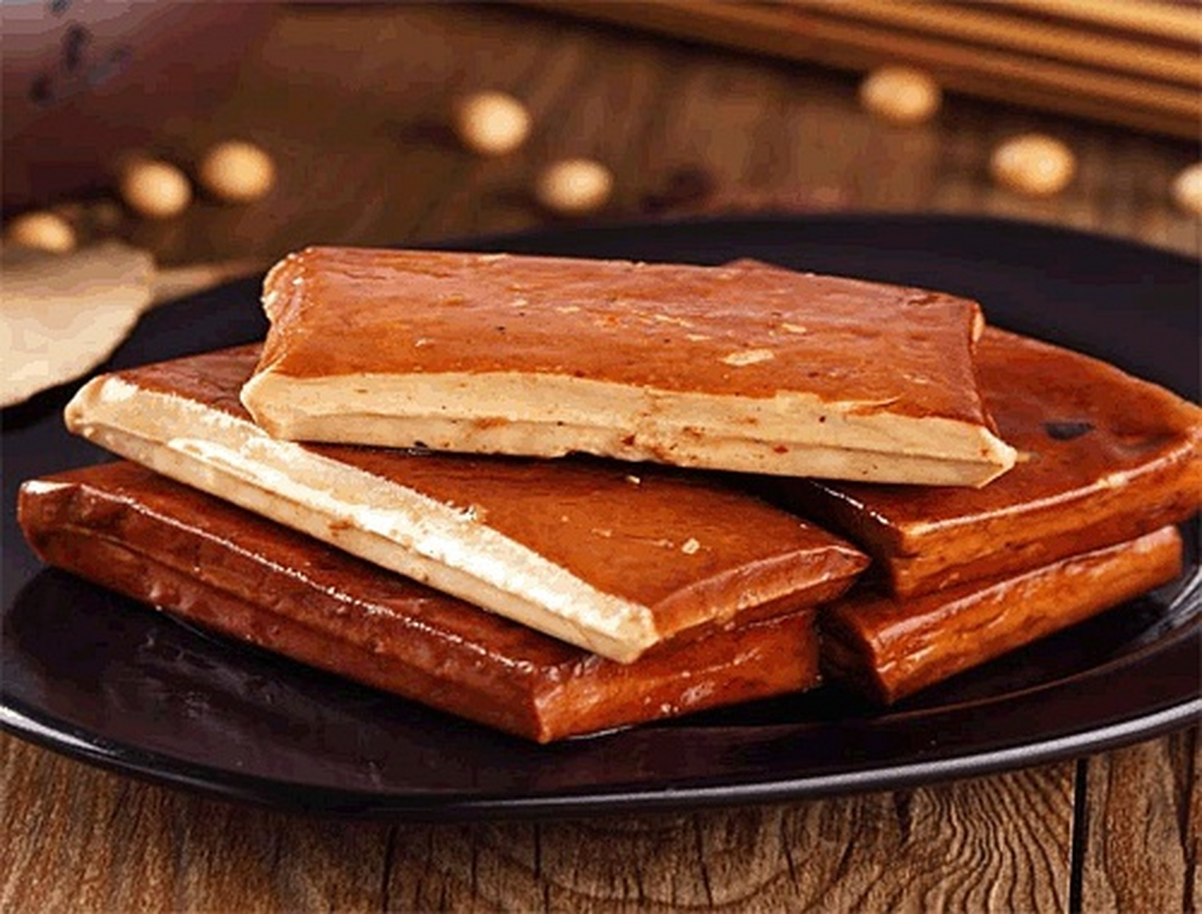 羊角豆干是武隆的特色美食之一,产于重庆市武隆县羊角古镇,因此名为