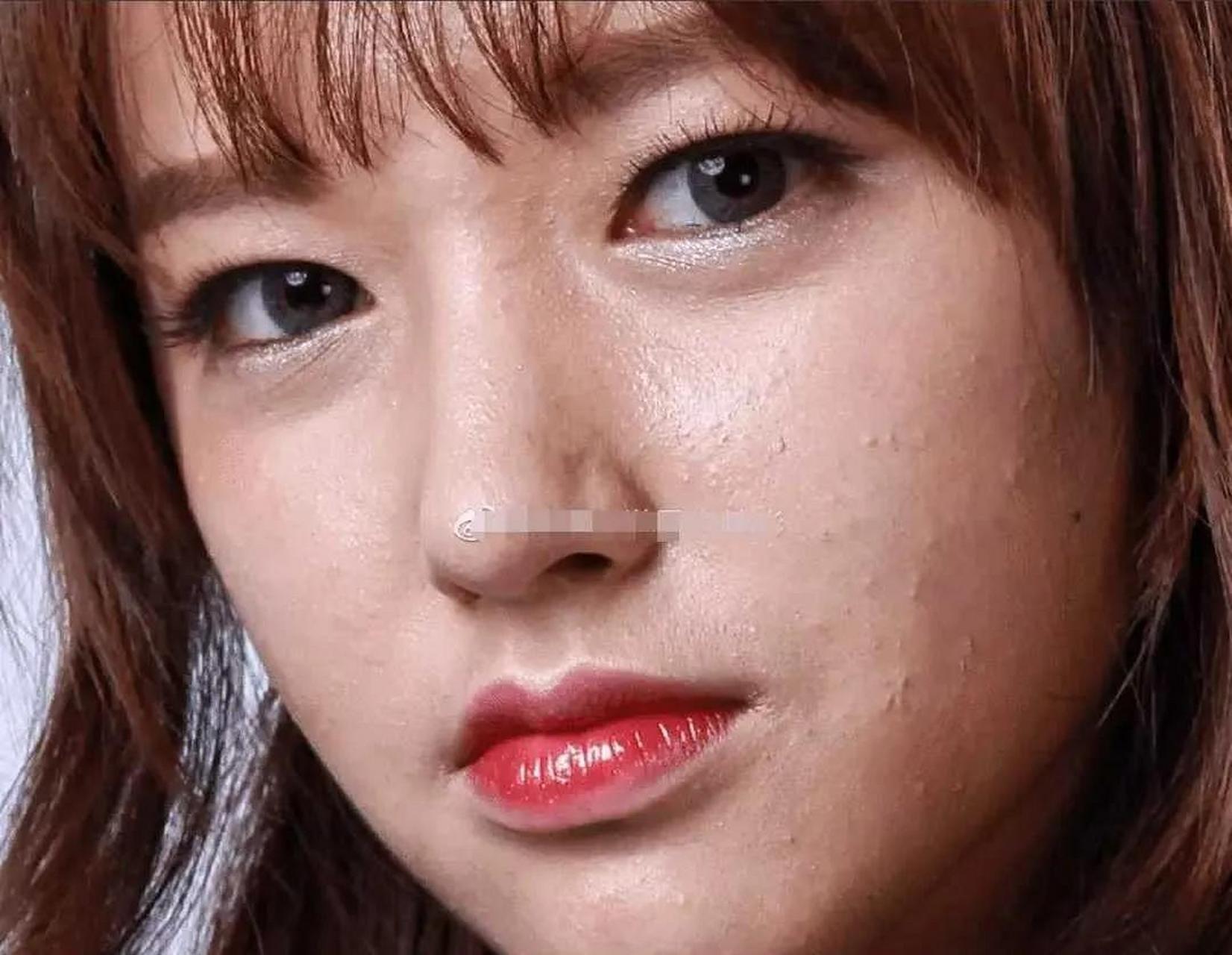 看了照片,你觉得他们还是你心中的女神吗?