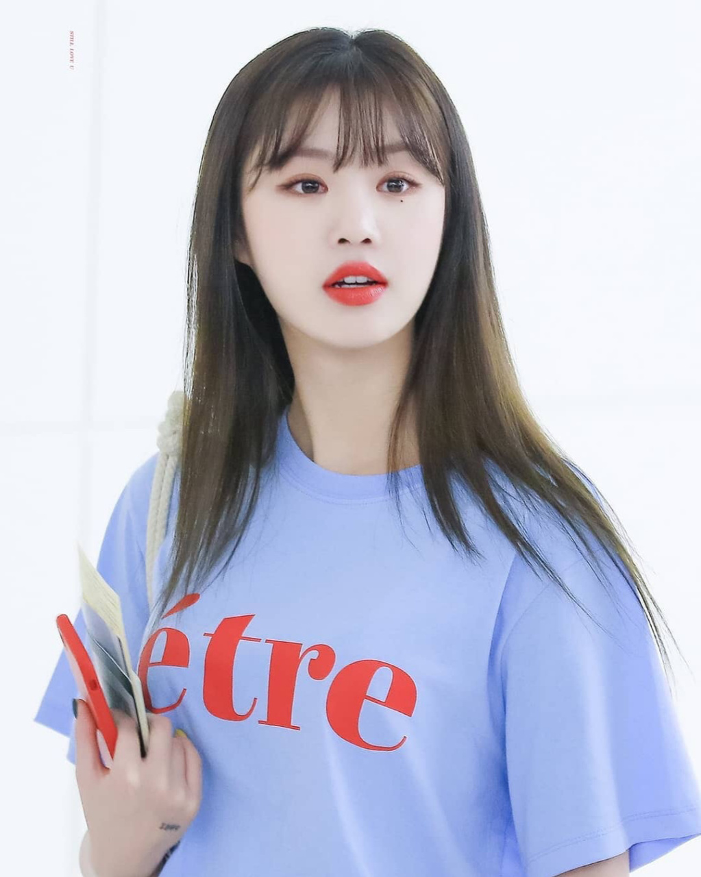 徐穗珍私服穿搭 清纯与性感自由切换的plmm gidle成员徐穗珍机场私服