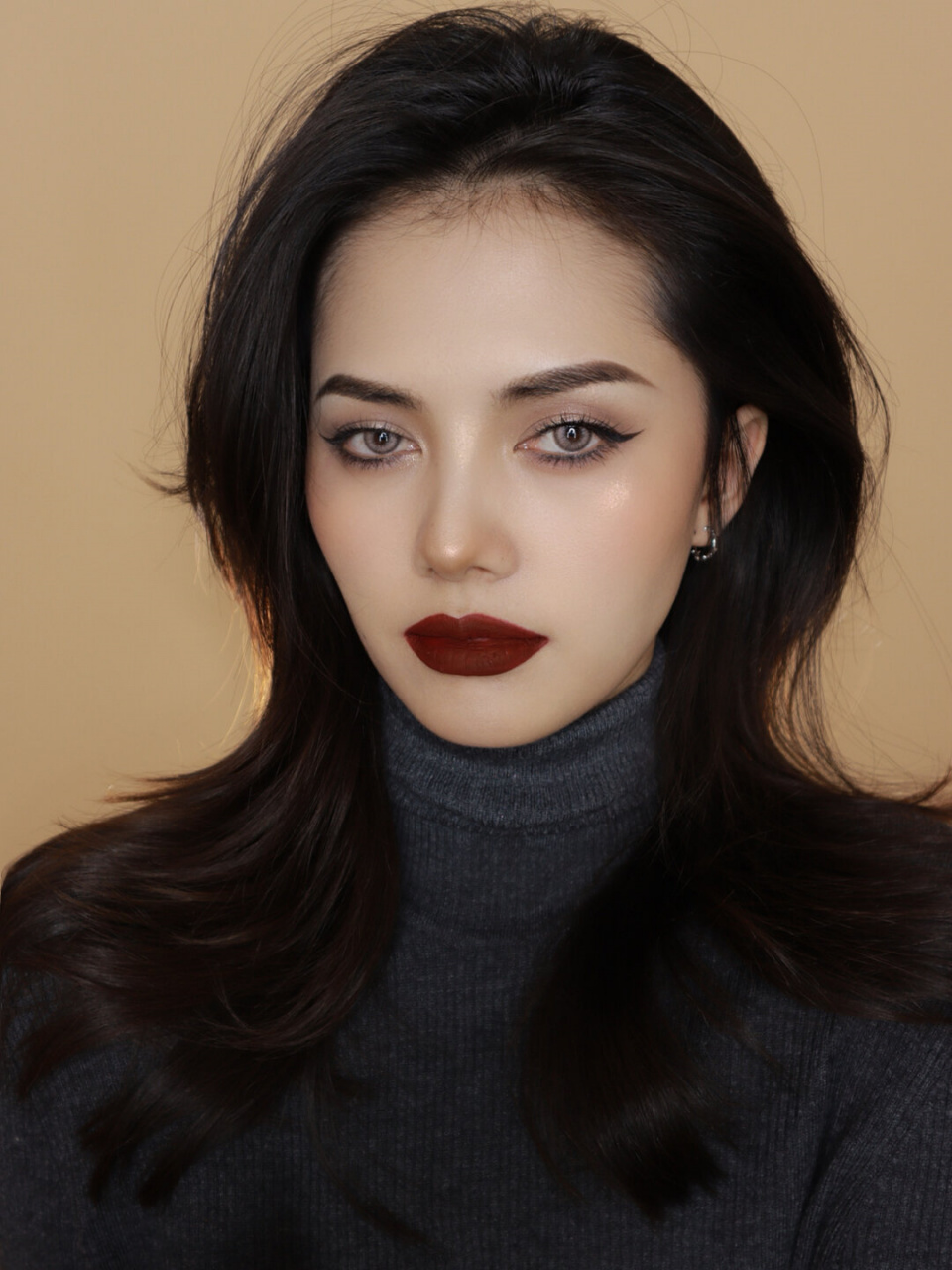 高级厌世超模秀场欧美妆  我的妆容灵感来自于steinberg的一个秀场