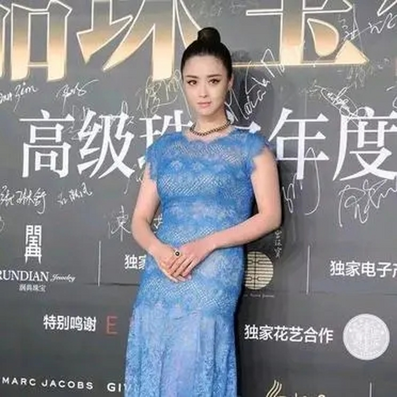 对于蒋欣来说:姐胖过没丑过!