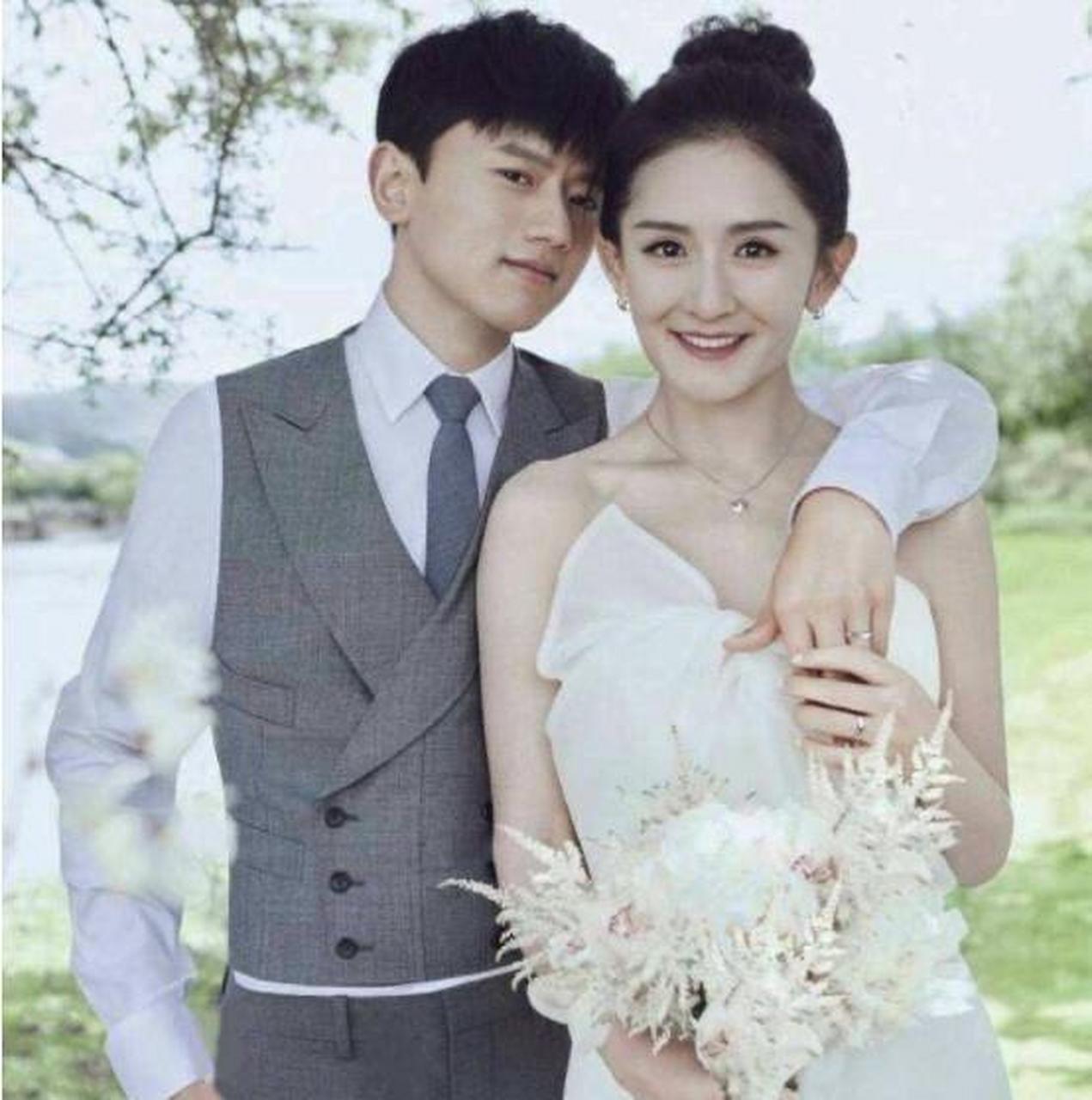 张杰谢娜或许不算是一线流量,但也算是所在领域的杠把子了,两口子的月
