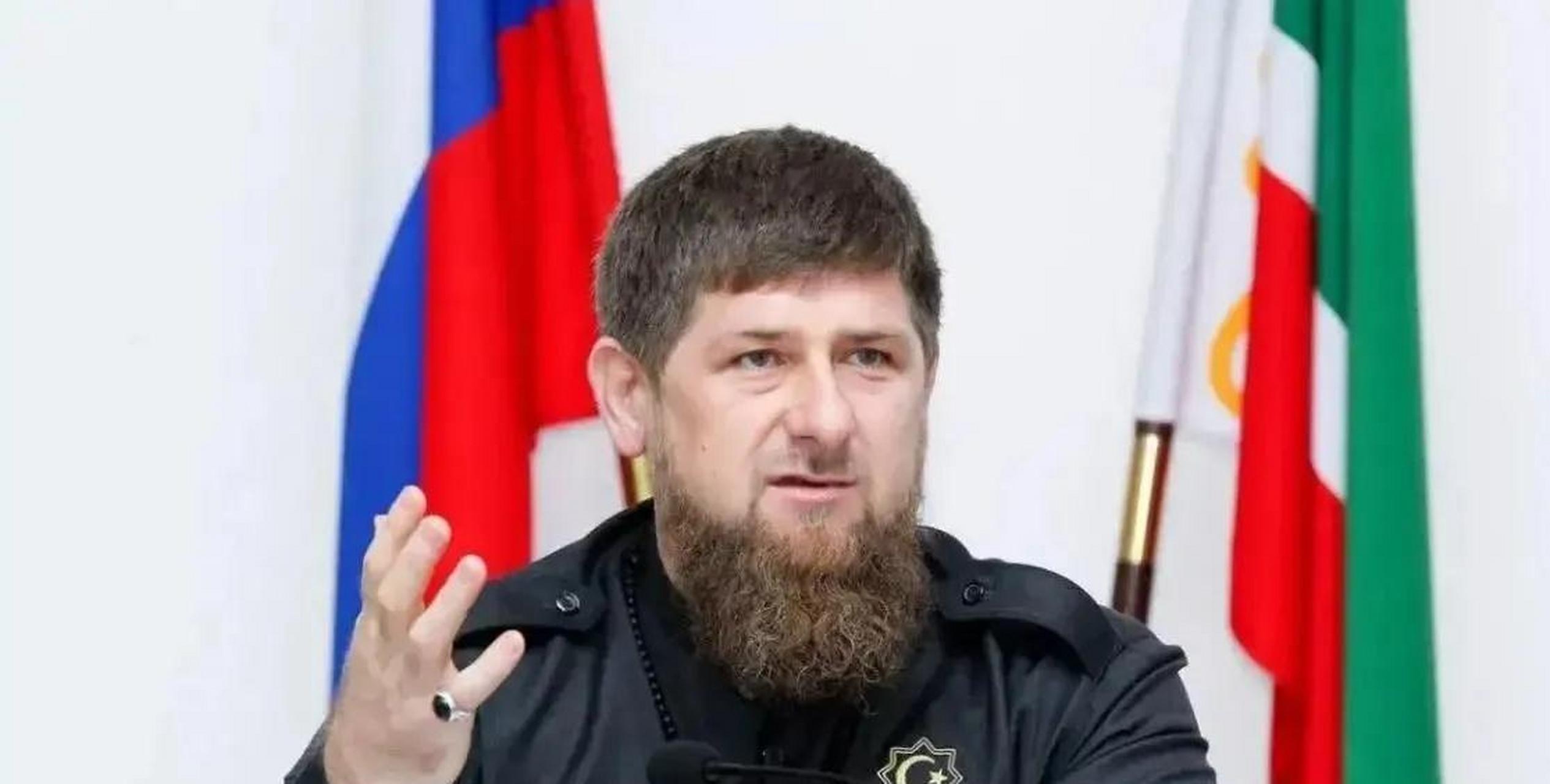 袭击内务部的是7个恐怖分子,卡德罗夫迅速命令车臣警察部队快速反应