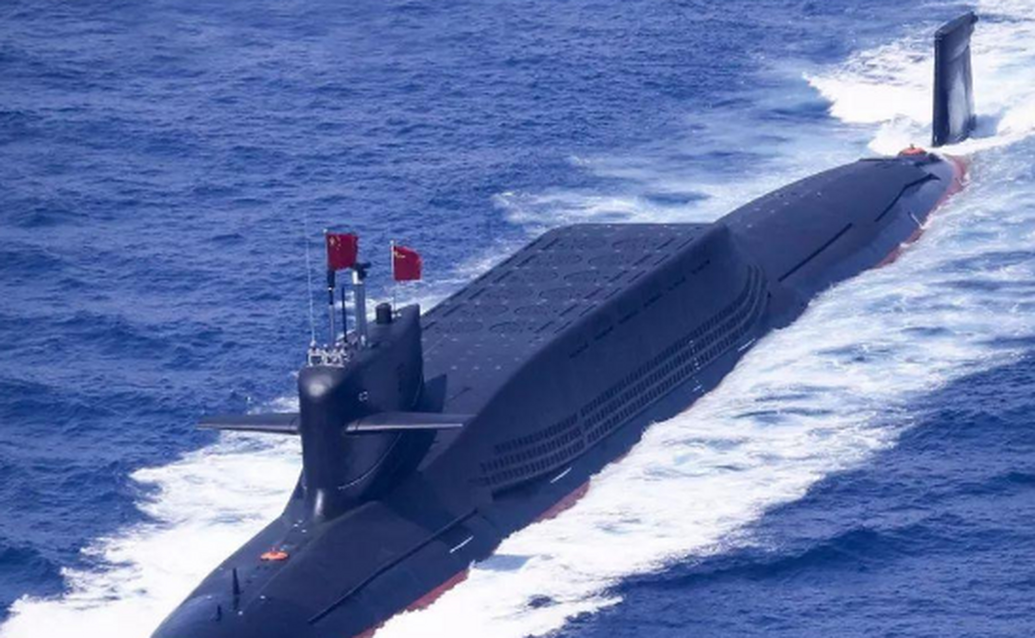 所以根据这份报告来看,中国在南海常态化巡航的是094核潜艇,一共6 6