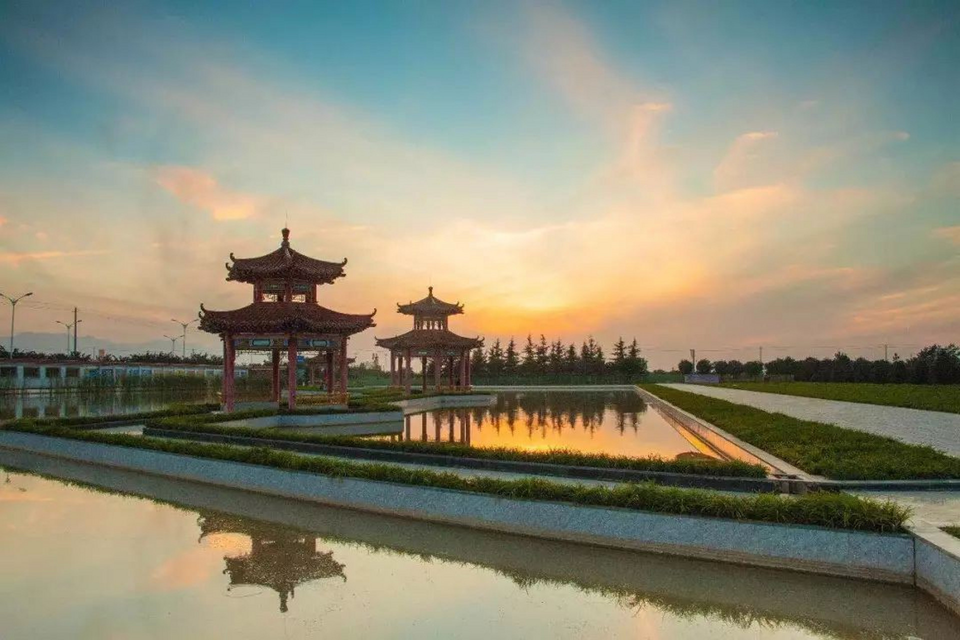 爱上西京的理由# 西京学院的校园环境优美宜人,位于中国西安市.