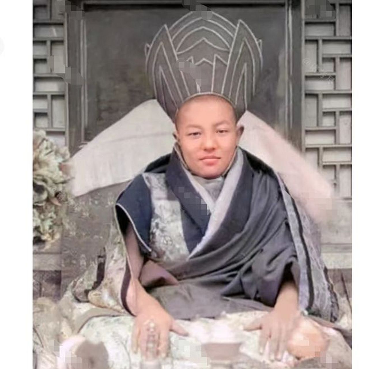 1943年,丹贝坚赞,即五世嘉木祥活佛,以一位爱国的佛教僧人的身份,向