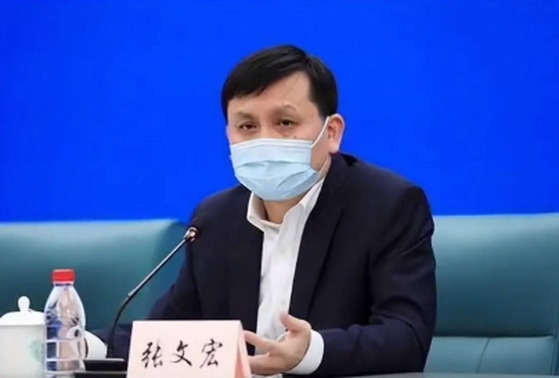 张文宏建议做好药物储备应对二阳 全家二阳了!