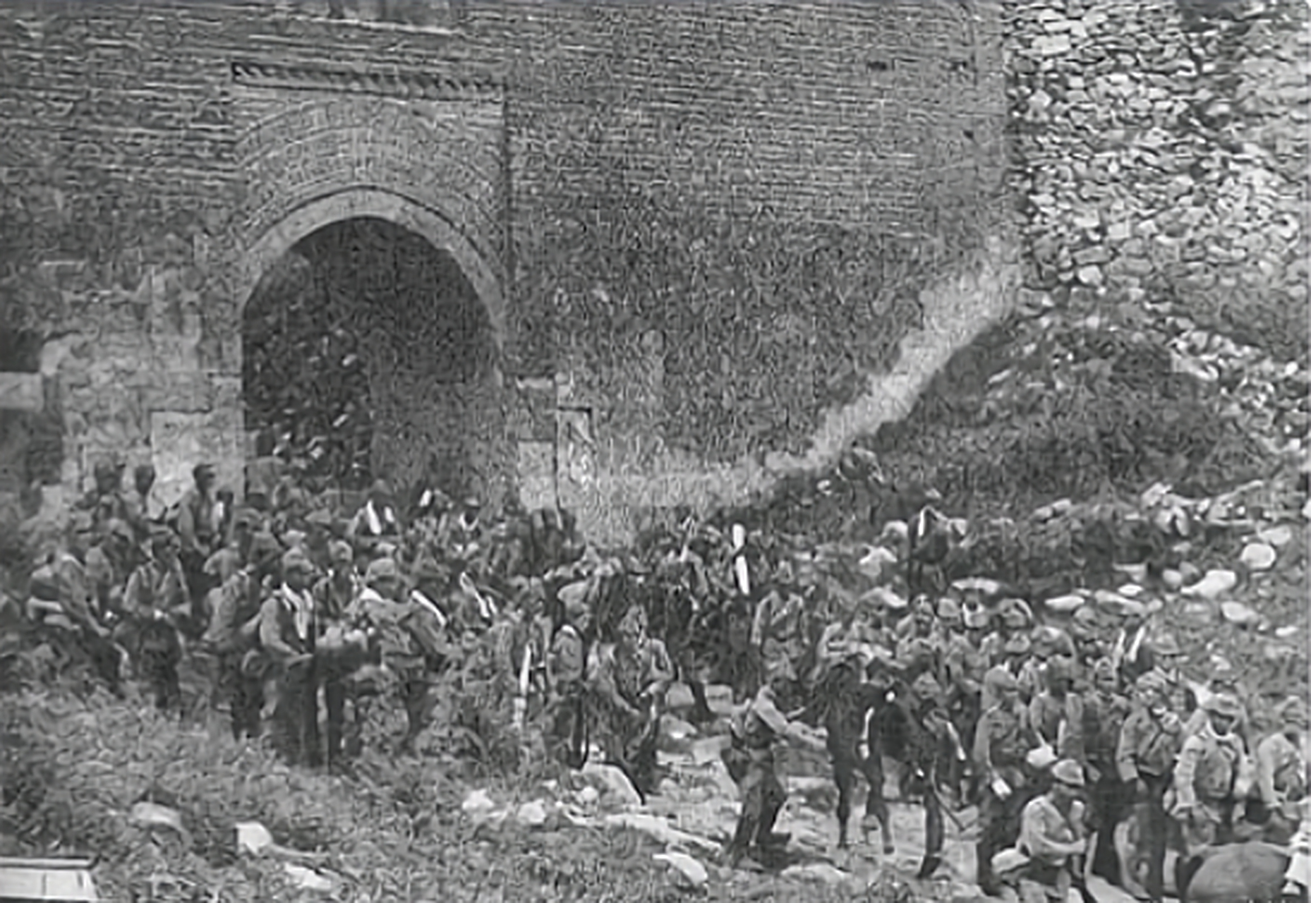 据史料记载,娘子关战役从1937年10月11日一直打到1937年11月2日,历时