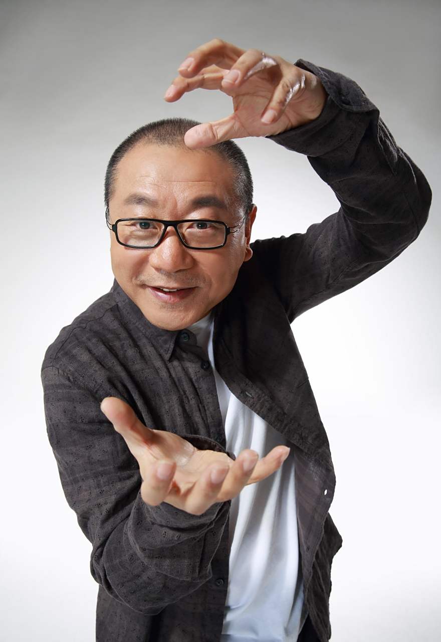 于是,他松了松腰带,大开胃口