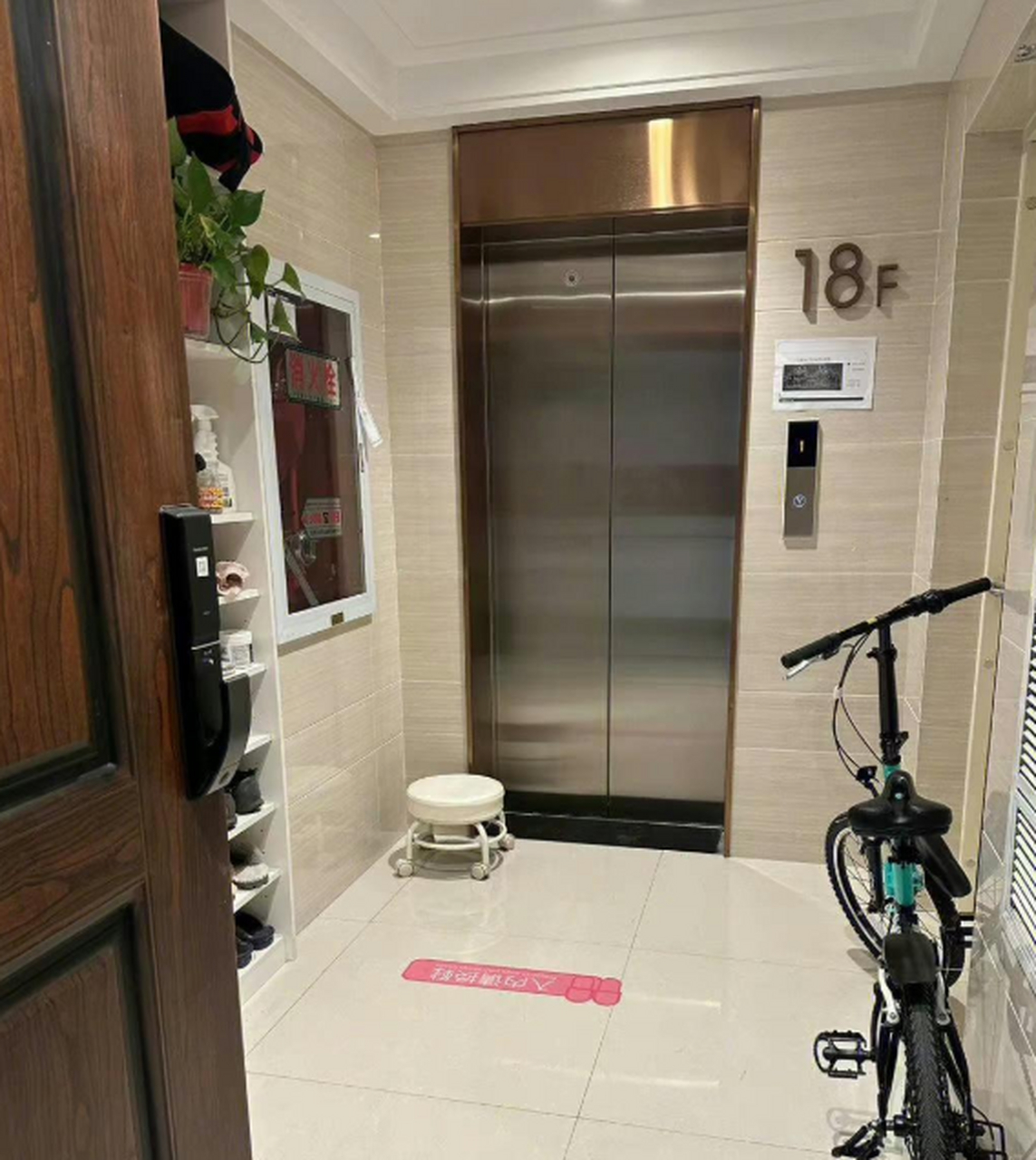 这种入户电梯简直不要太好,以后我也要住在这种地方