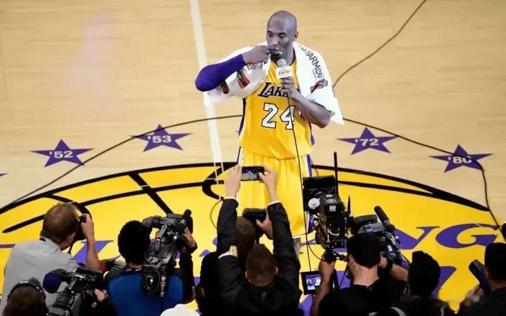 缅怀经典:  七年前科比的谢幕战,砍下60分.