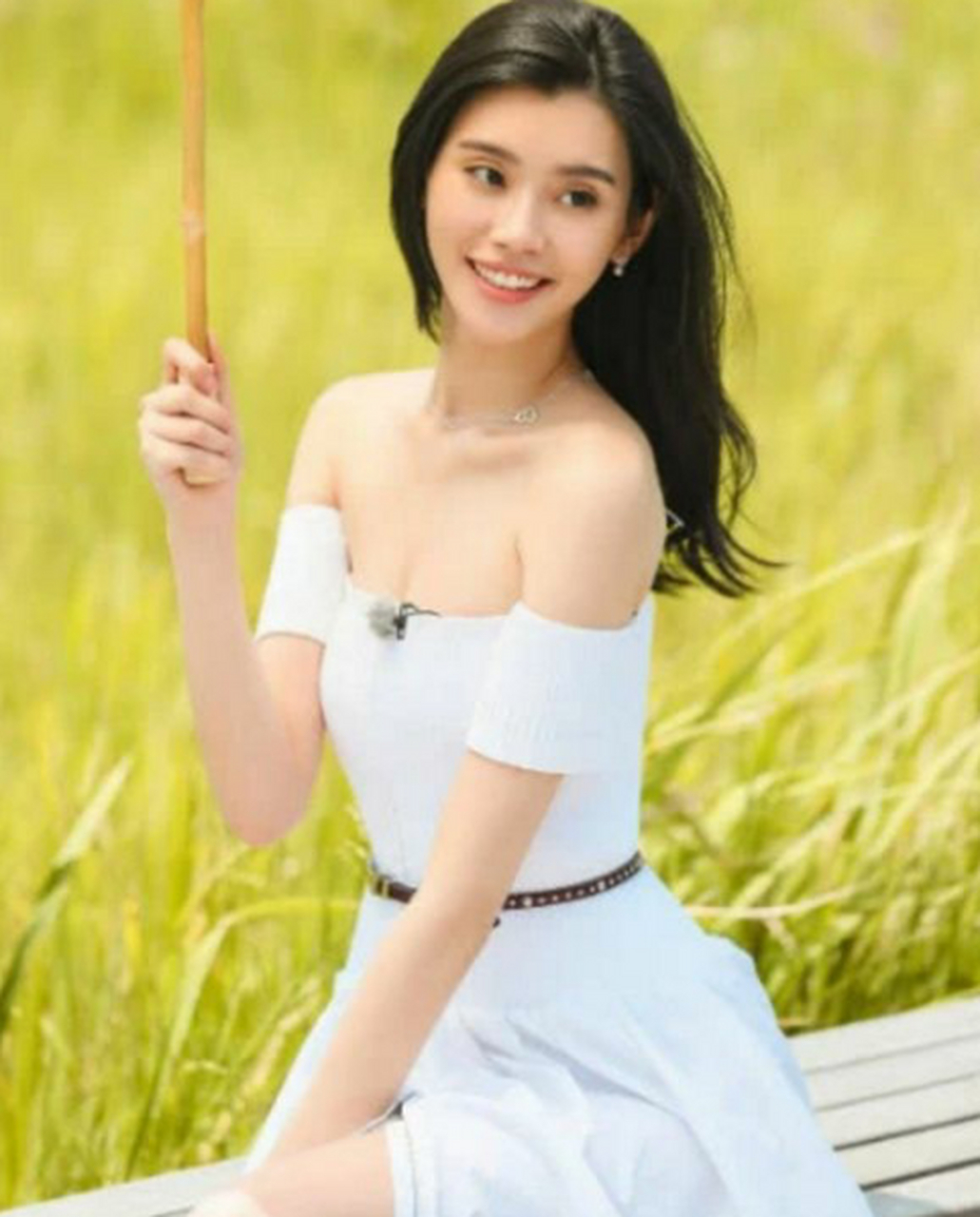 奚梦瑶cos王昭君的"凤凰于飞"旧照,跟漫画里差别大不?