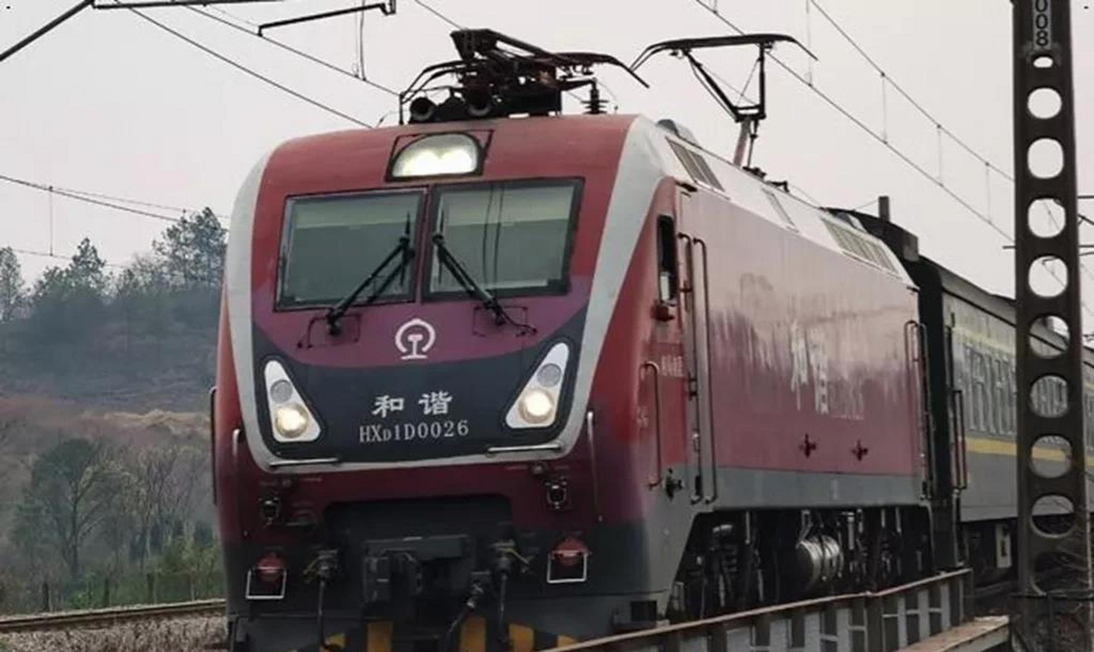 列车 所属铁路局:成都局集团有限公司  担当:成都客运段 车次:k818次