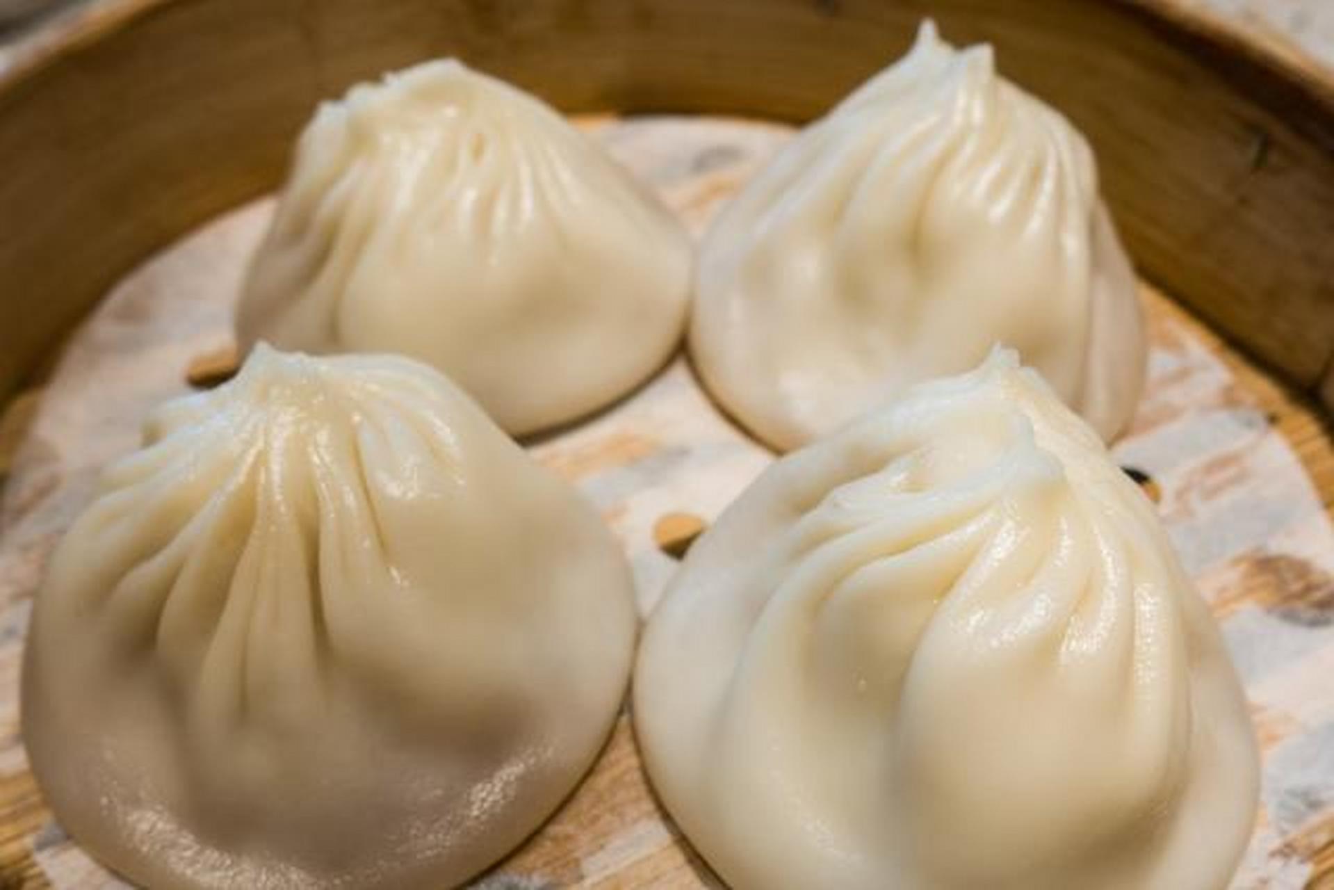 汤包许多地方都有,武汉也有四季汤包.