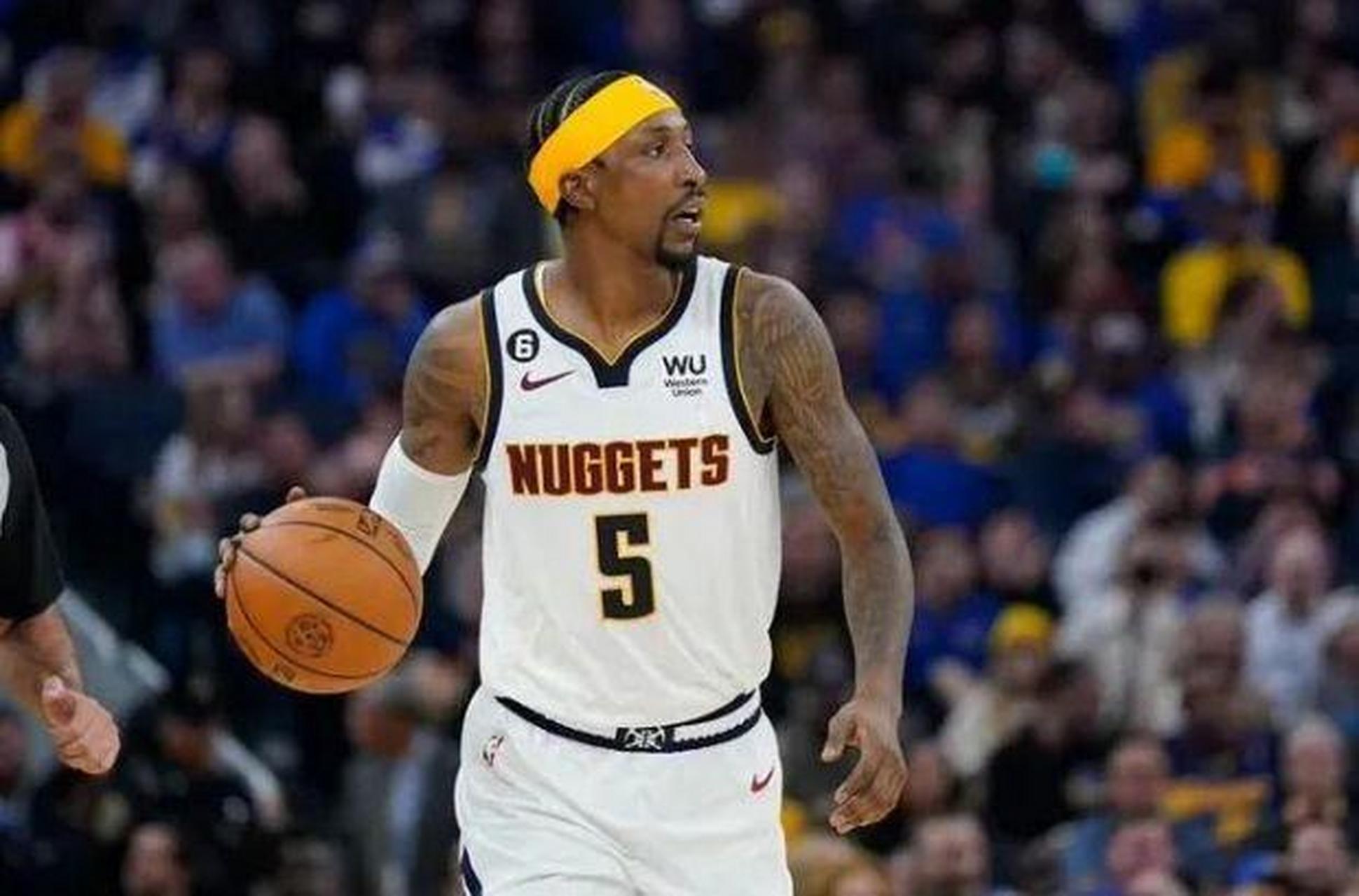 5盖帽,三分命中率42.3%  主要荣誉:2届总冠军  简要