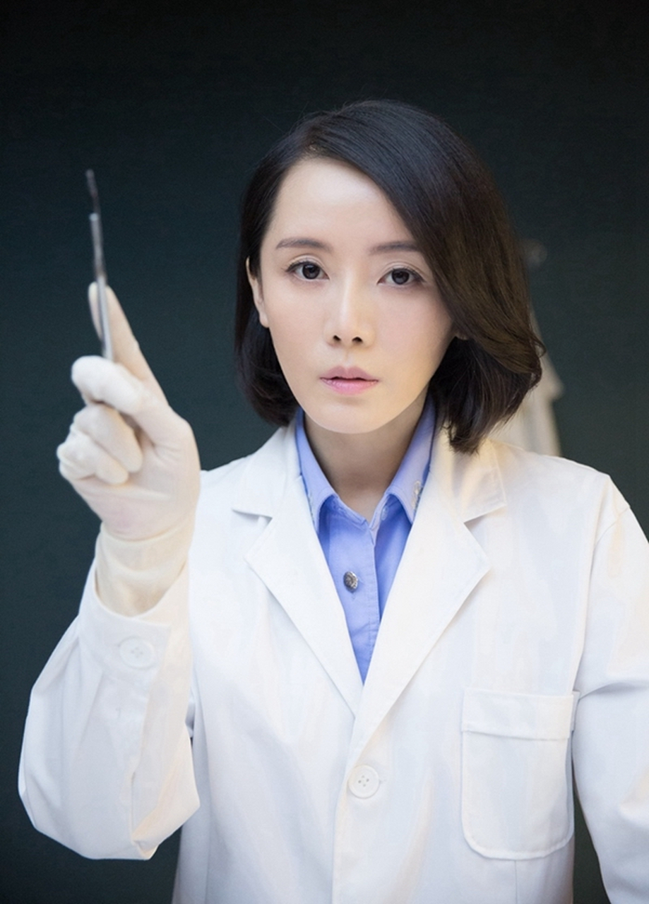 陈冰,朱富润,金盛宇,郑家彬等主演的《见习法医》,一部被耽搁的悬疑剧