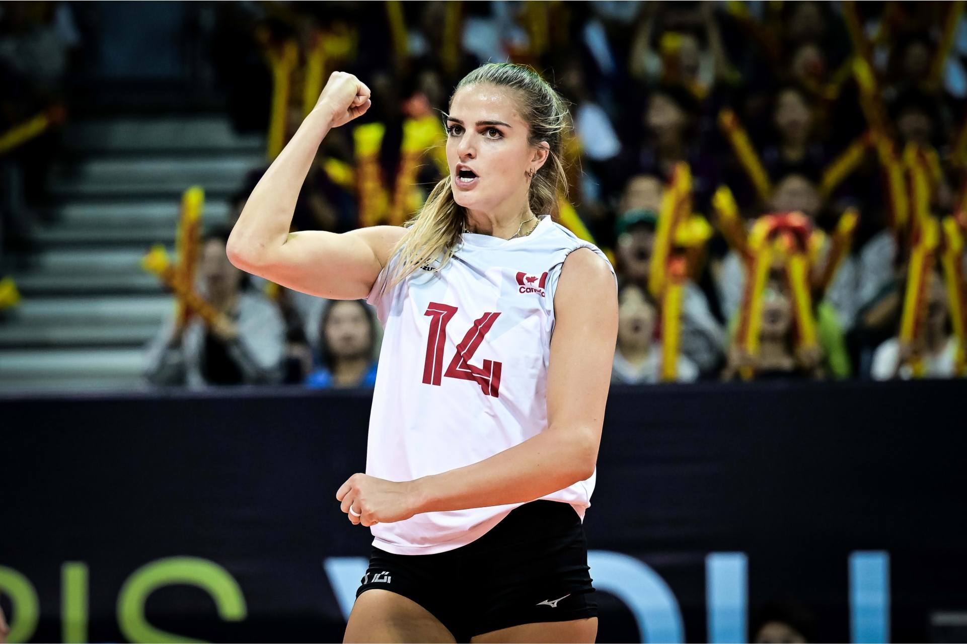 奥运资格赛:多米尼加3-2力克加拿大女排  #女排# 北京时间9月17日