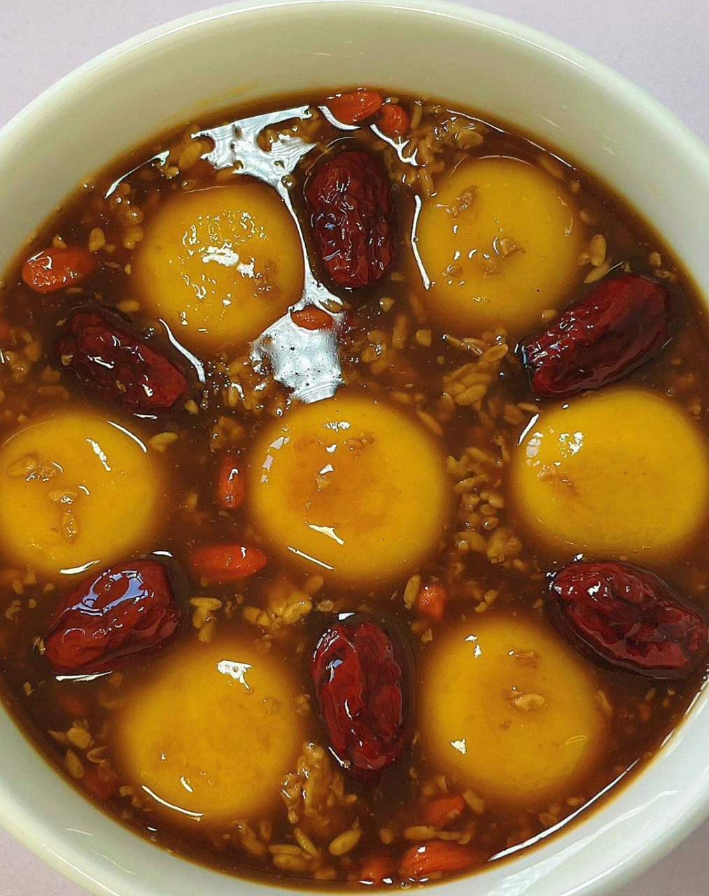 过年就是要和家人一起分享红糖酒酿汤圆呀～|||[福r]快要过年啦,家家