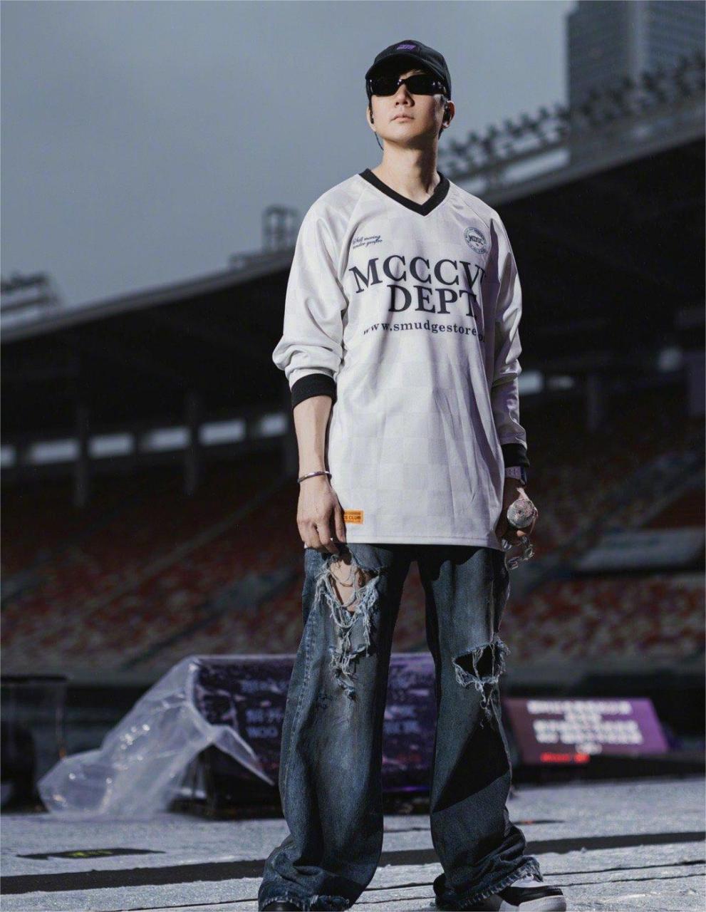 林俊杰# 的《小酒窝》,《江南》,《1000年以后》等,你最想听到哪一首