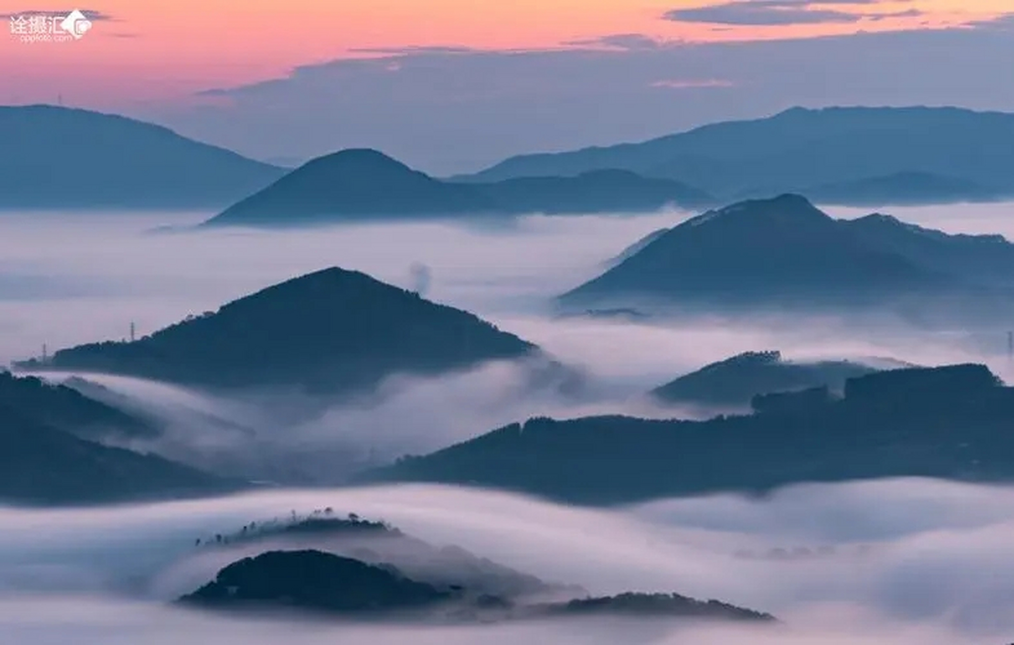 人生无处不修行,能在孤独中心静如水,才能在纷扰里安然无恙.