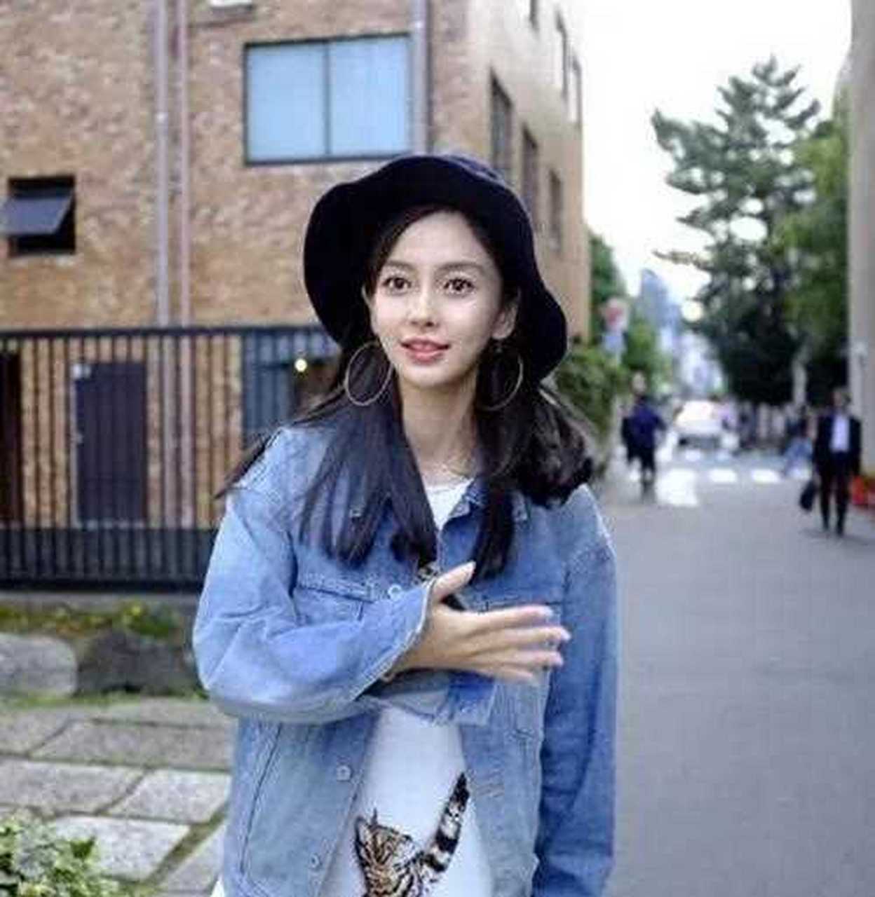 【angelababy遭众人怀疑假孕?其实这些细节就能看拿出真假!