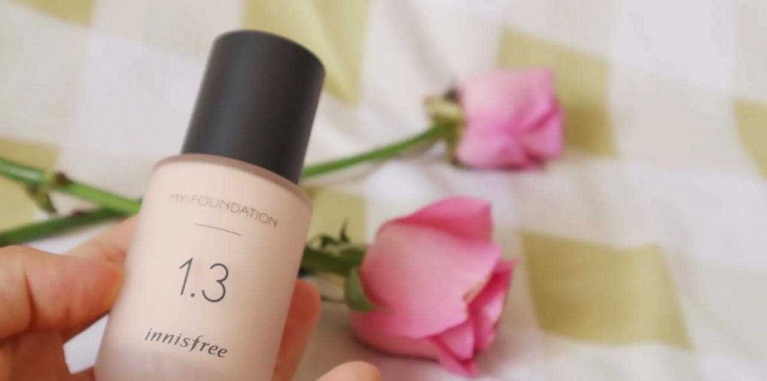 美妆测评:innisfree悦诗风吟粉底液 [国庆] 先说说拿到手的感觉,包装