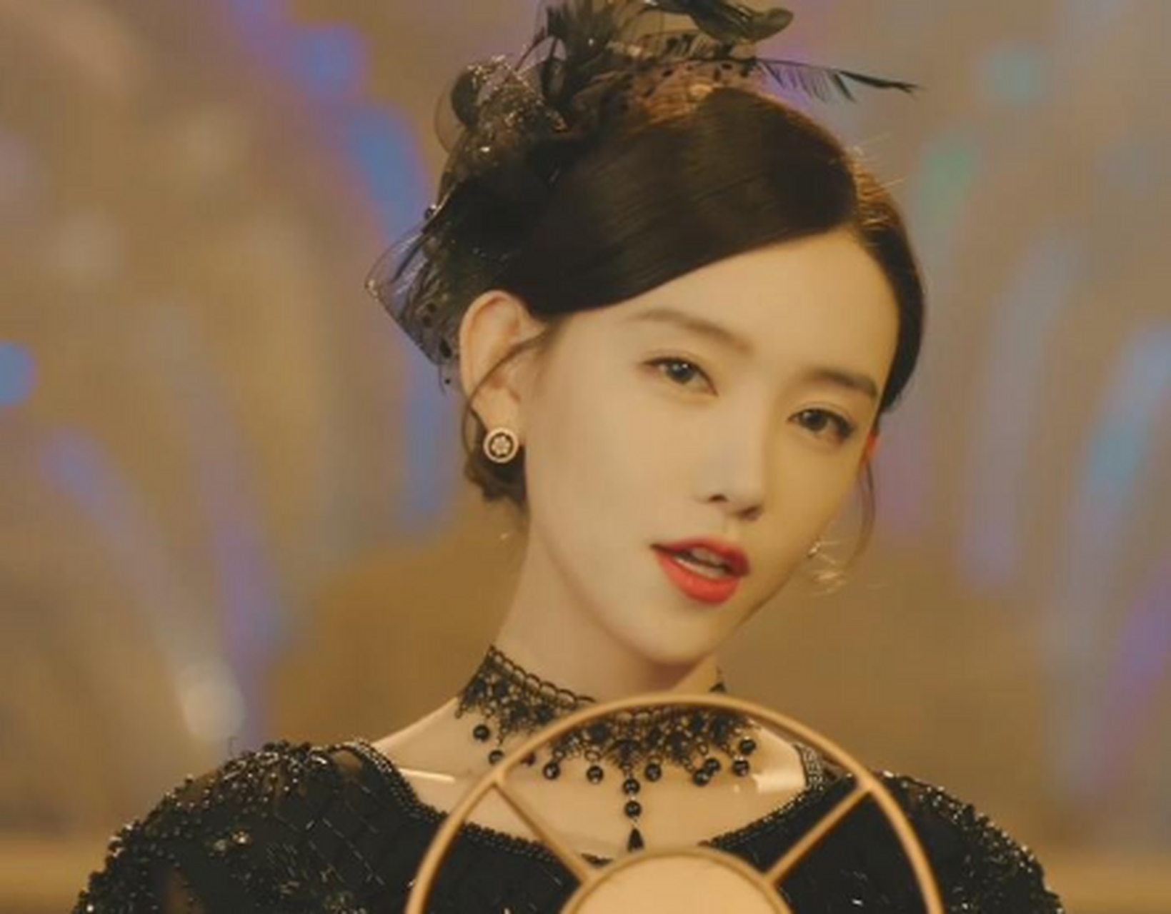 李沐宸多接点民国剧,在《招惹》里的颜值简直太优越了