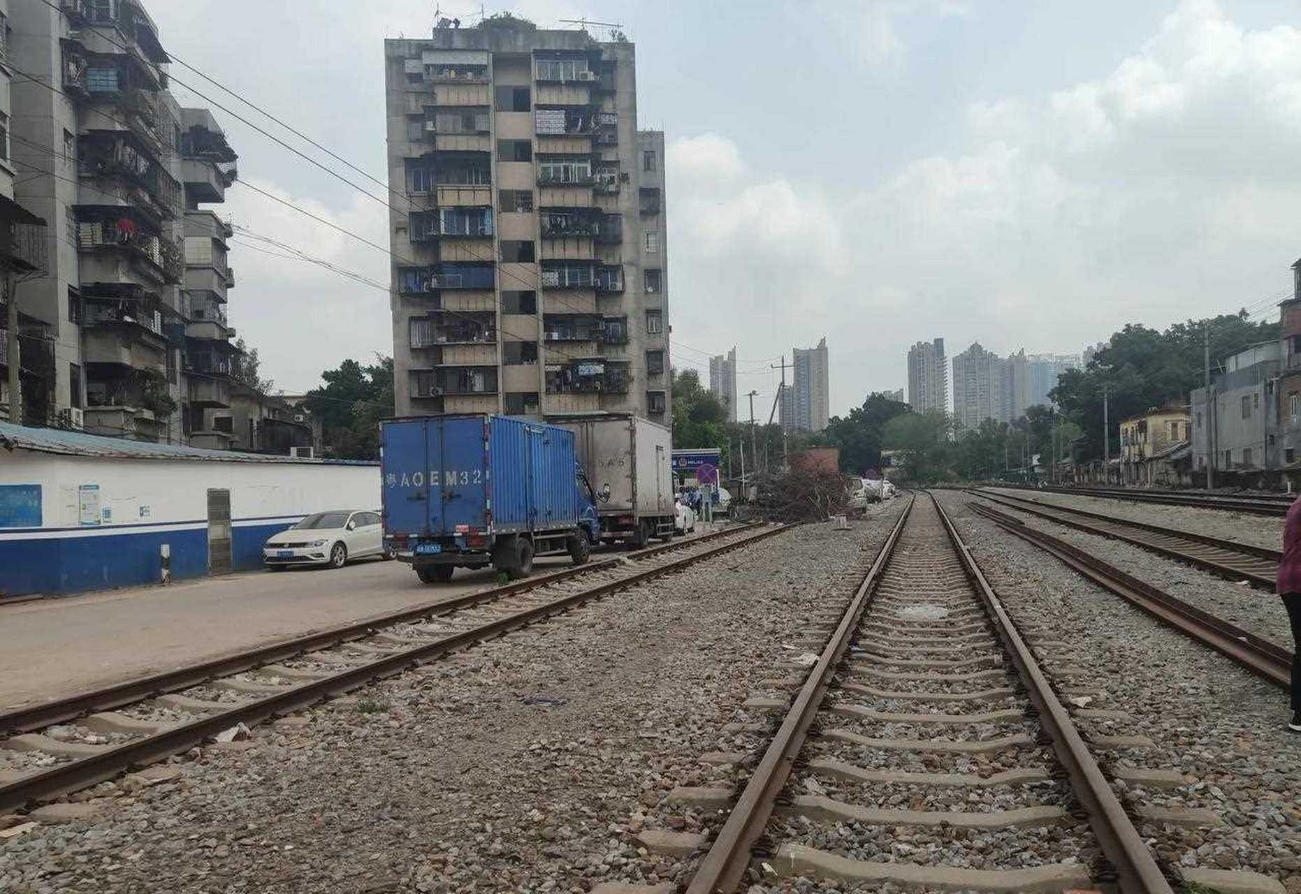 石围塘火车站是1901年动工兴建,1903年建成通车的广三铁路火车站的