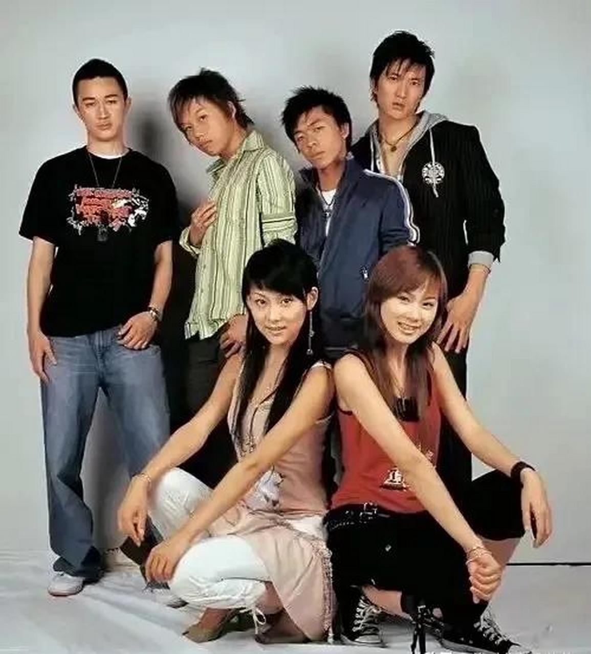 最近,当年《我型我秀》的选手轮番成为热点,好点的有贾青参加了《乘风