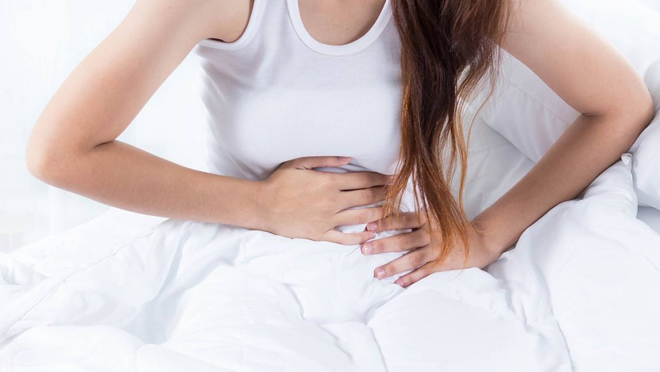 1,腹部不适 右上腹部和右肋部有明显的不适感和隐痛,这被称为肝区