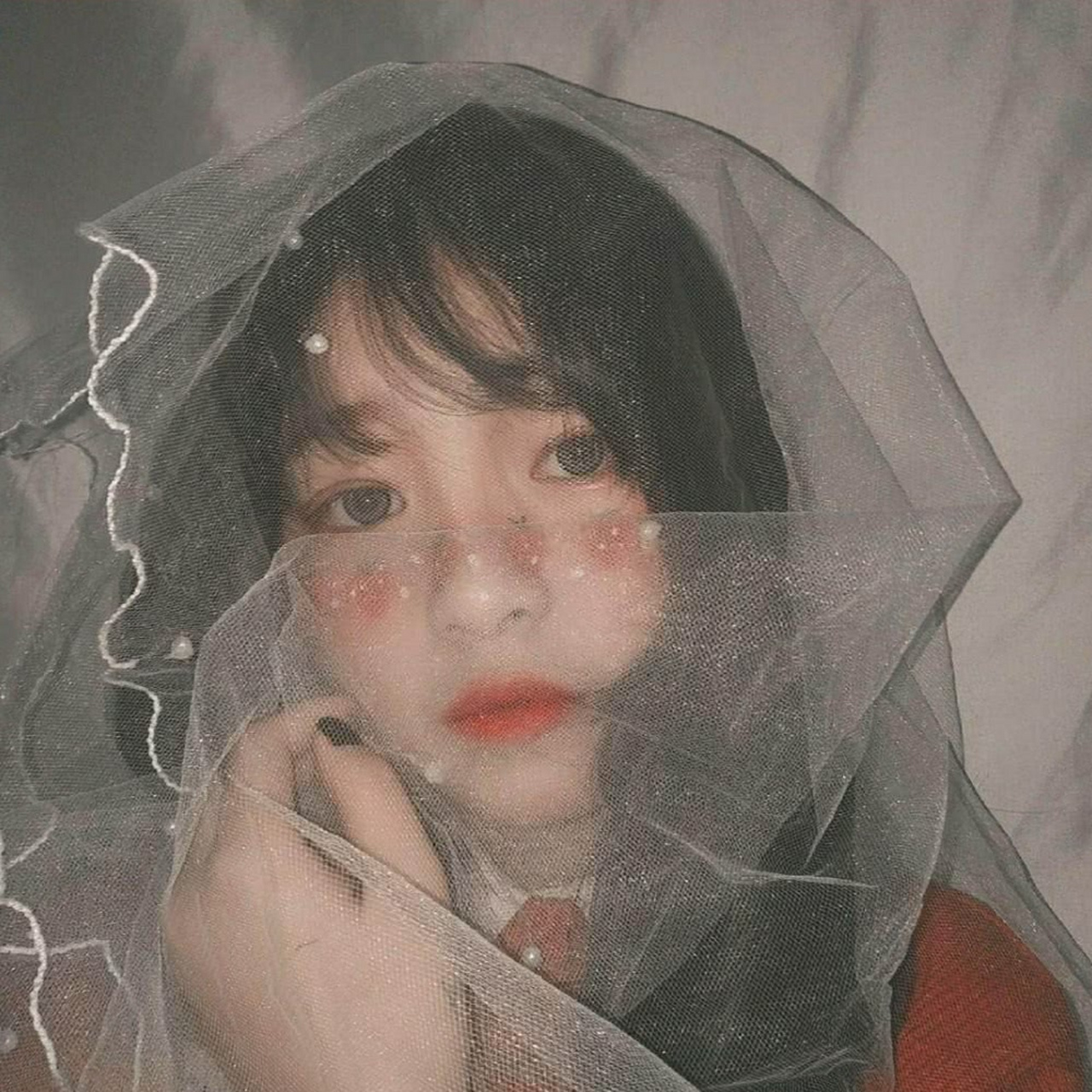 近乡情更怯,不敢问来人.——宋之问《度大庾岭》