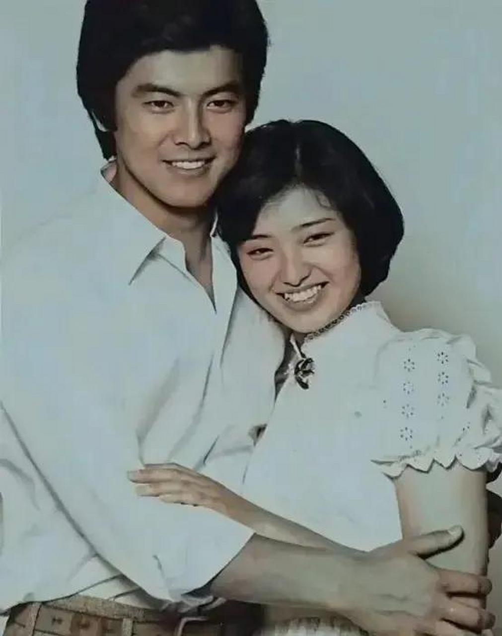 64岁的山口百惠icon,38岁的三浦佑太郎,37岁的三浦贵大,这幸福的一家