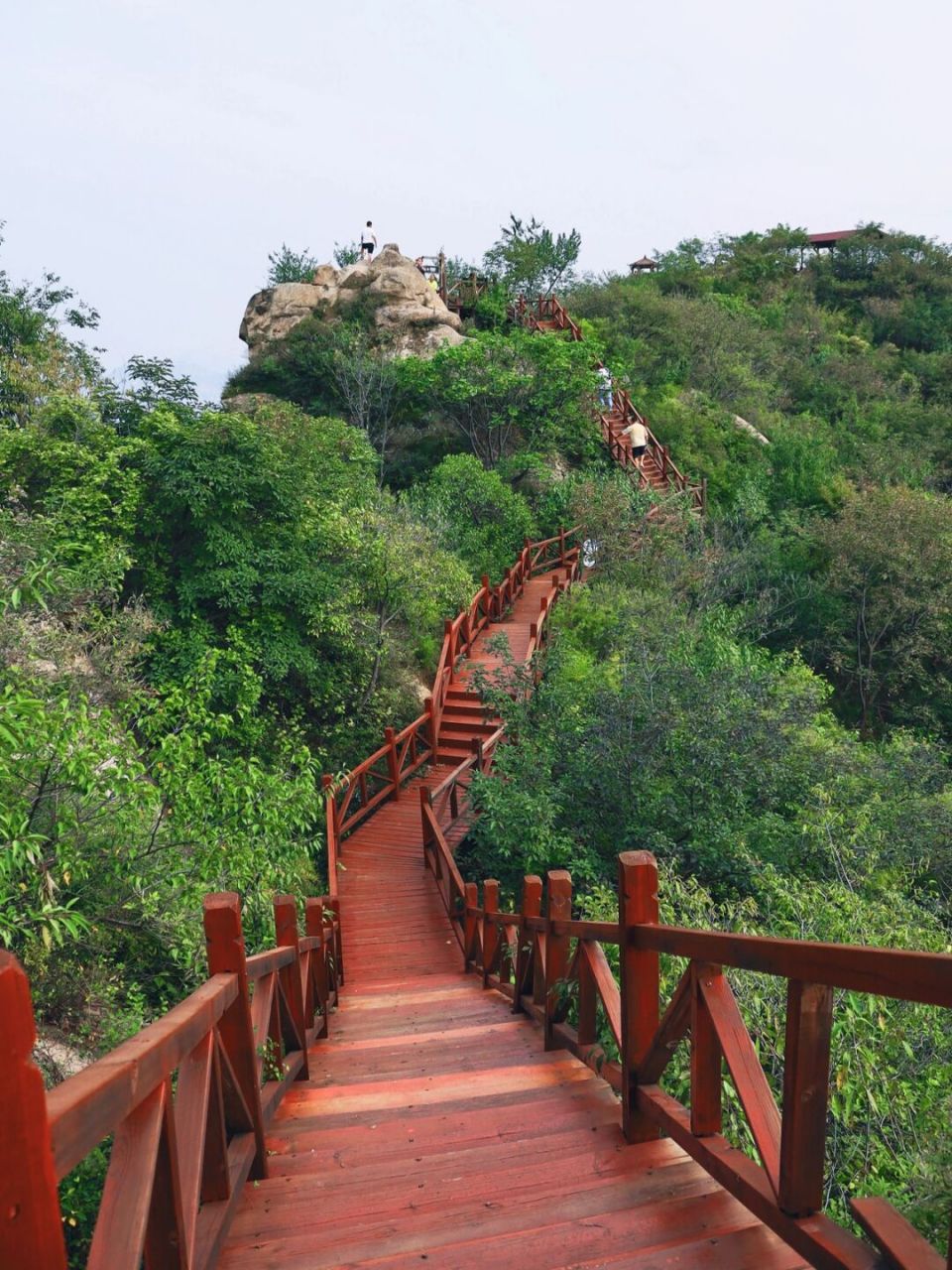 北京徒步,大岭沟猕猴桃谷风景区  周末带着孩子体验了秋天的第一场