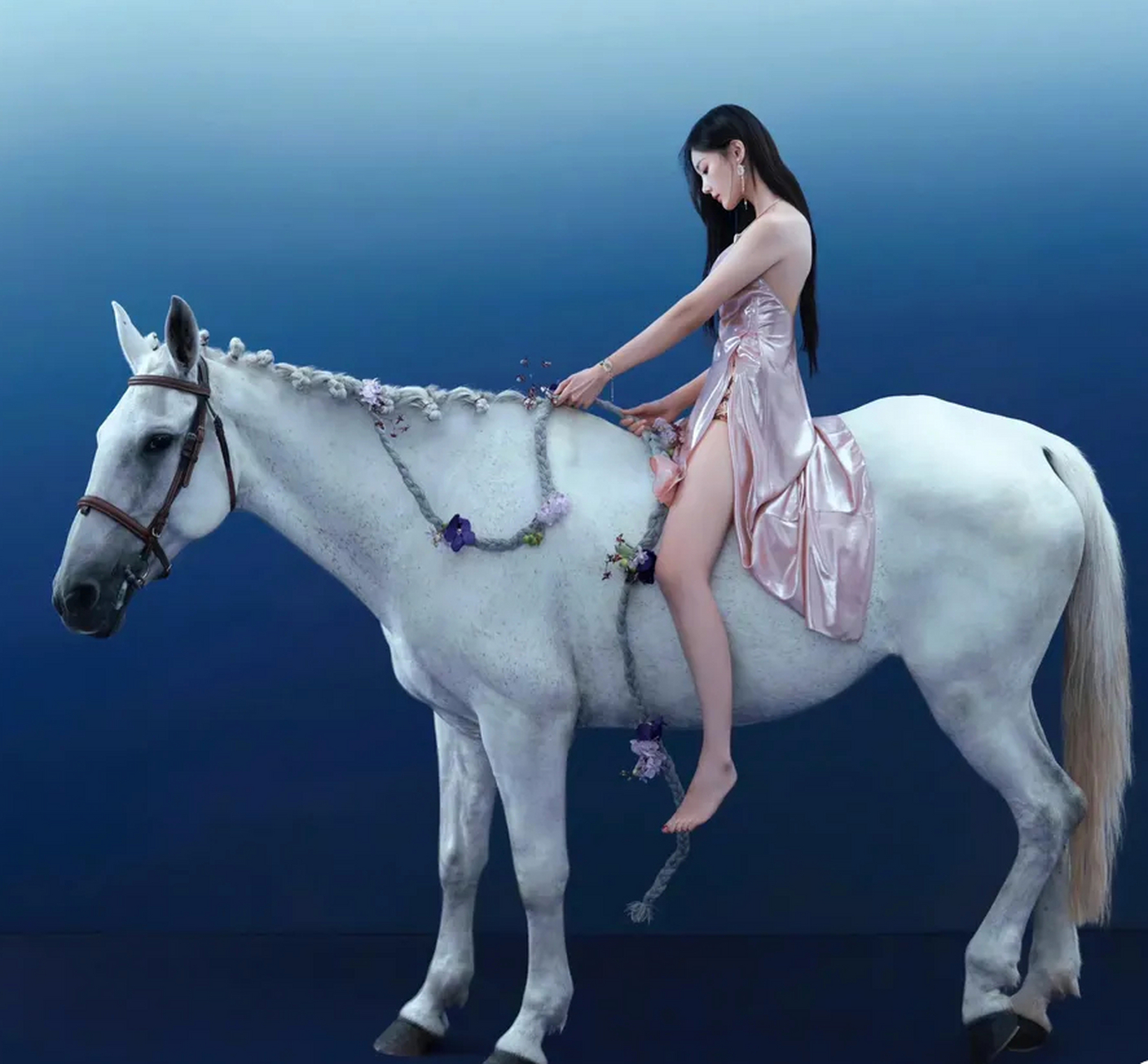 女星李一桐坐飞机脱鞋光脚引热议,评论区一边倒  近日,李一桐在飞机上