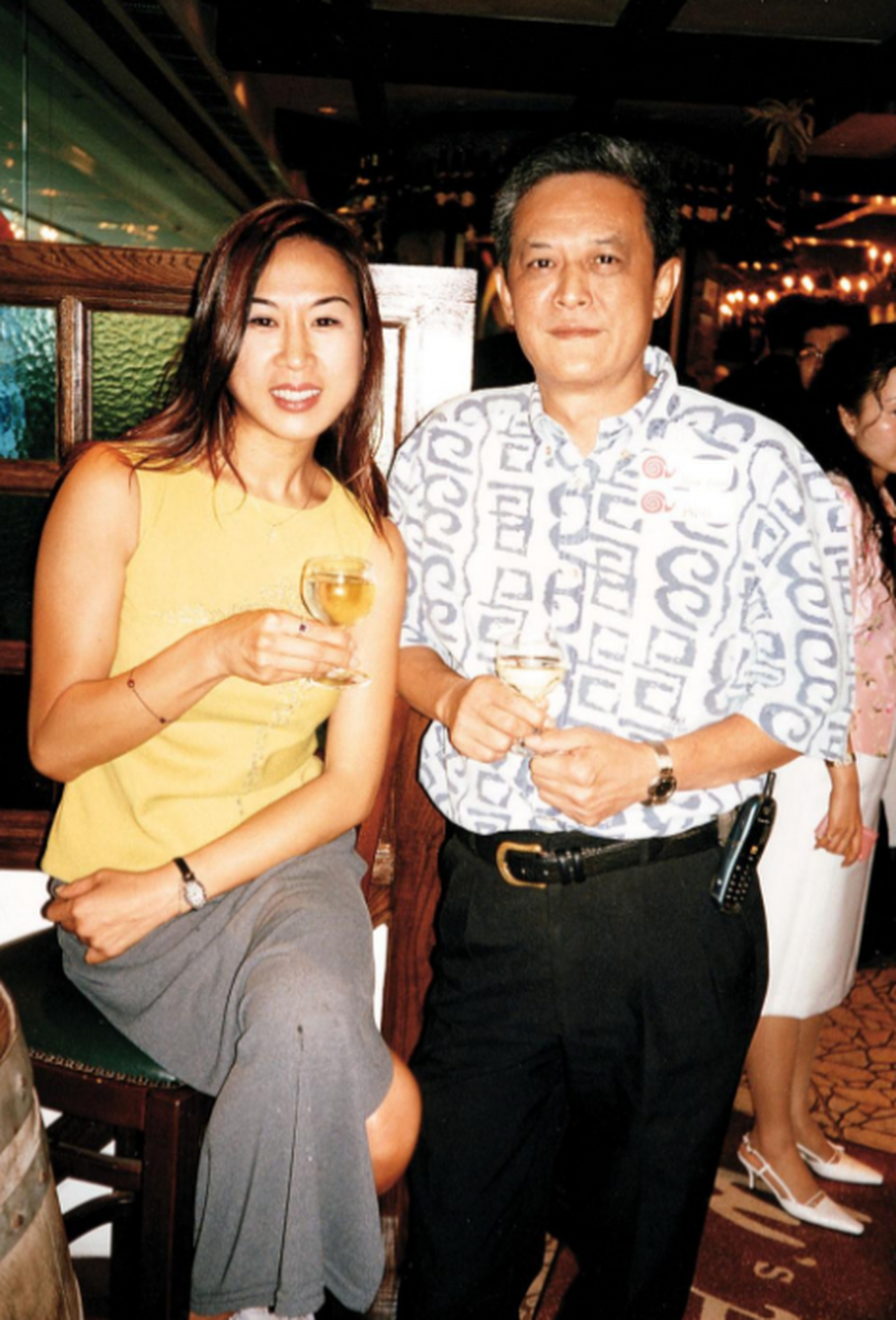 香港女星专演小三疯妇,曾插足人夫开展不伦恋 梁咏琳入行后曾跟何宝生