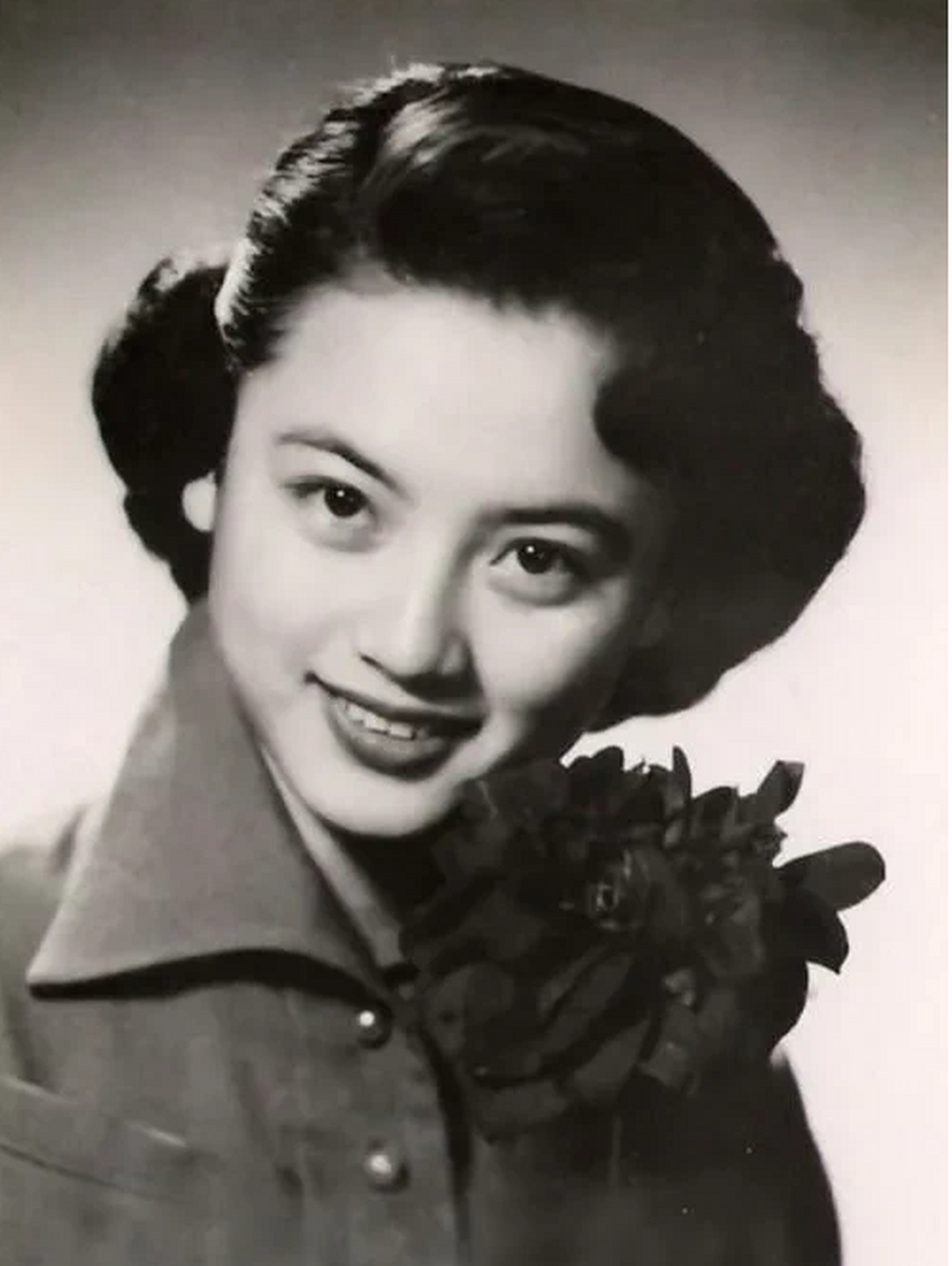 石慧是香港50年代与夏梦,陈思思齐名的"长城三公主"之一(香港长城影业