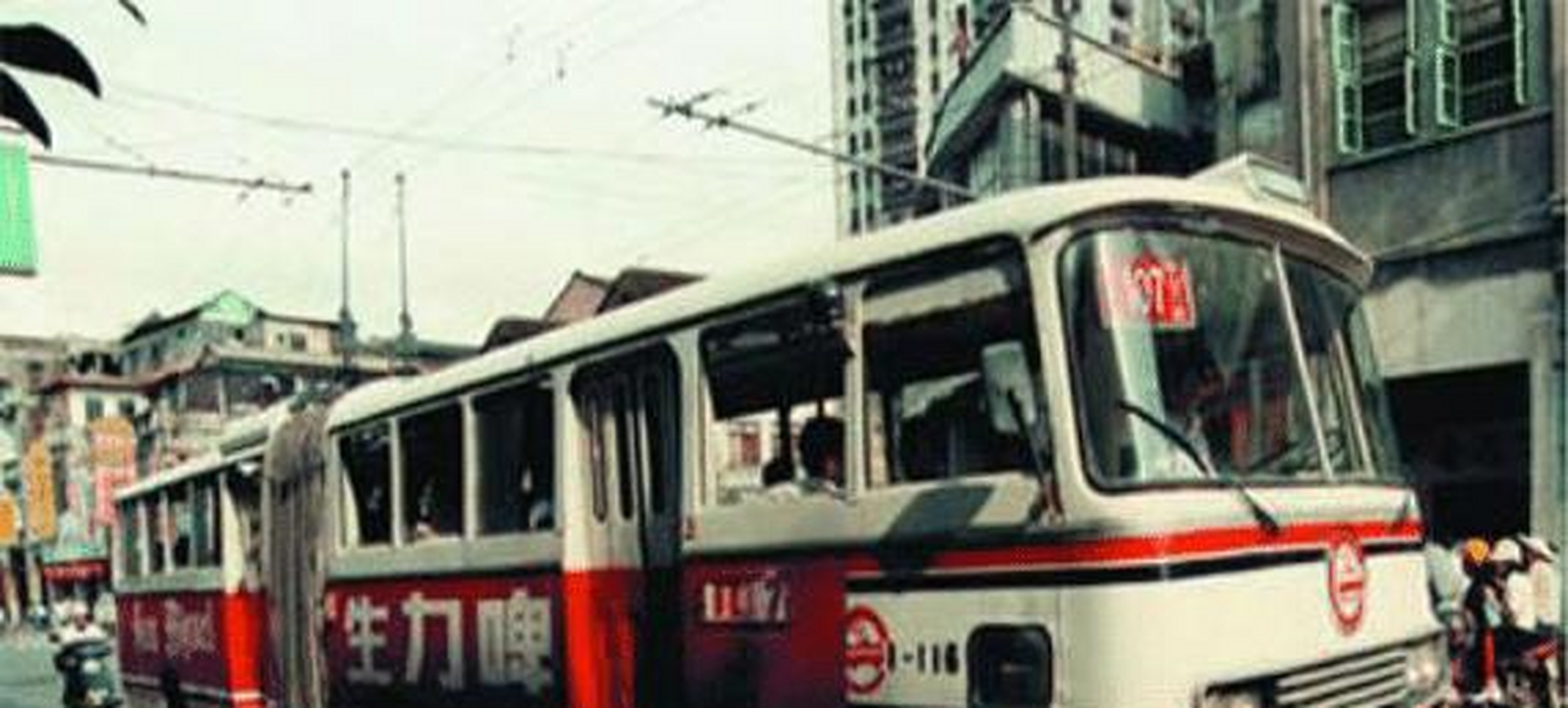 北京的330路公交车=北京的330路公交车停运了吗