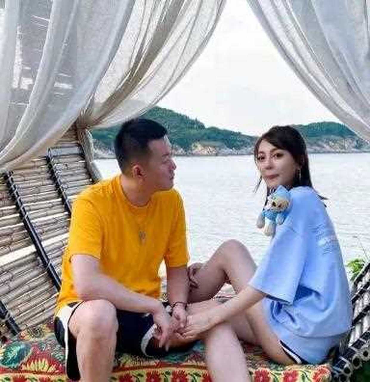 刘一手诈p官方,宣布永退!囍!韩雅乐官宣正牌女友!小白龙反击战!
