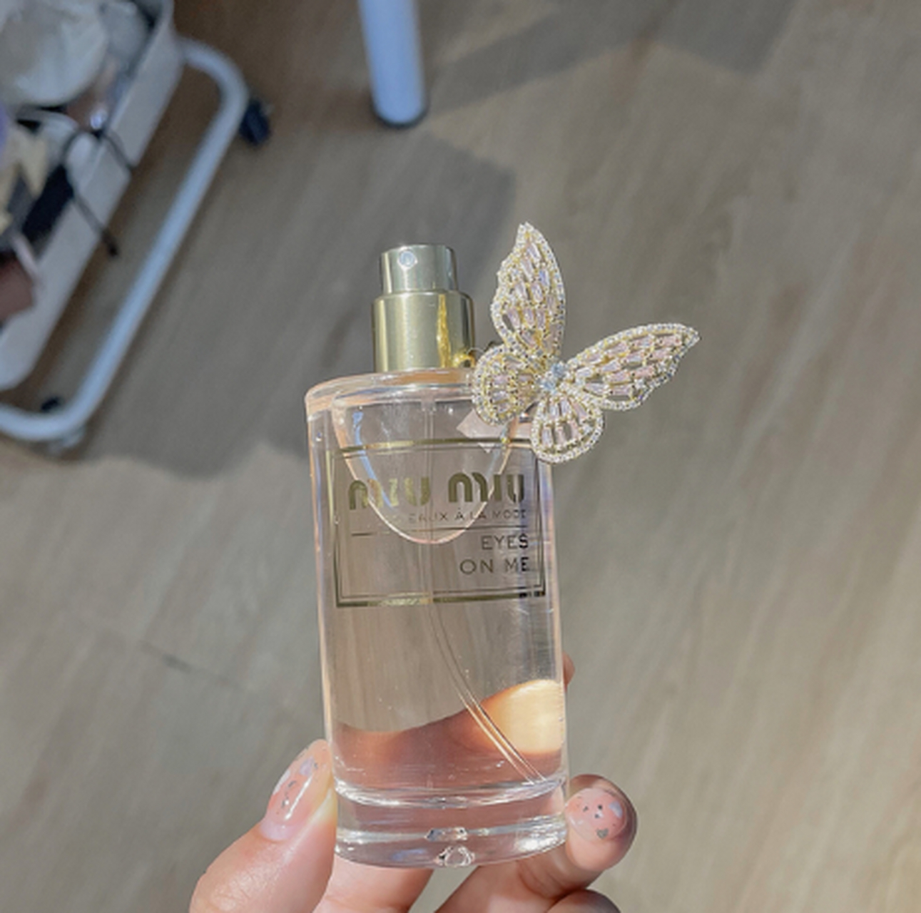 miumiu的新款香水!