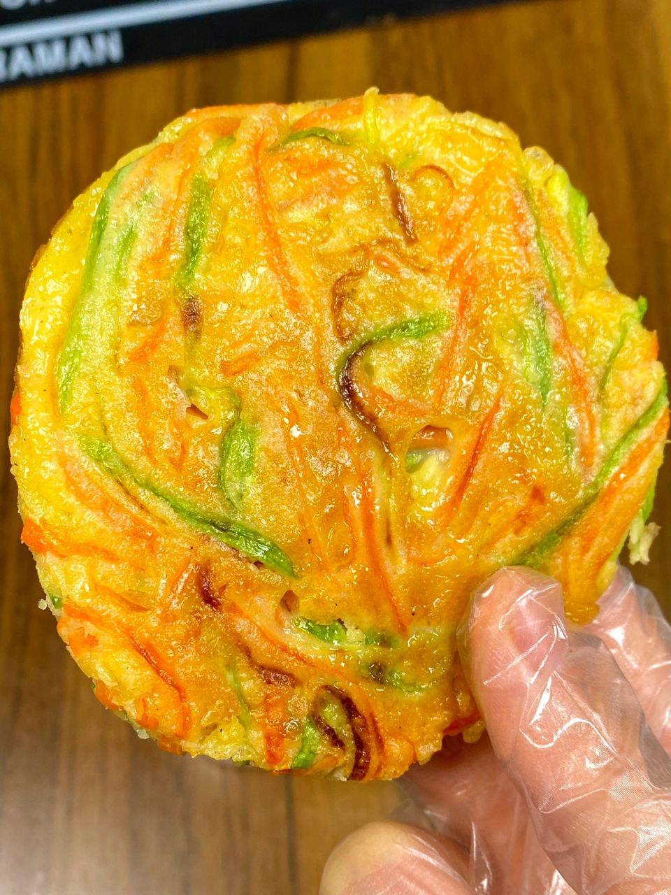 06食材:胡萝卜,西葫芦,面粉,鸡蛋 7815做法