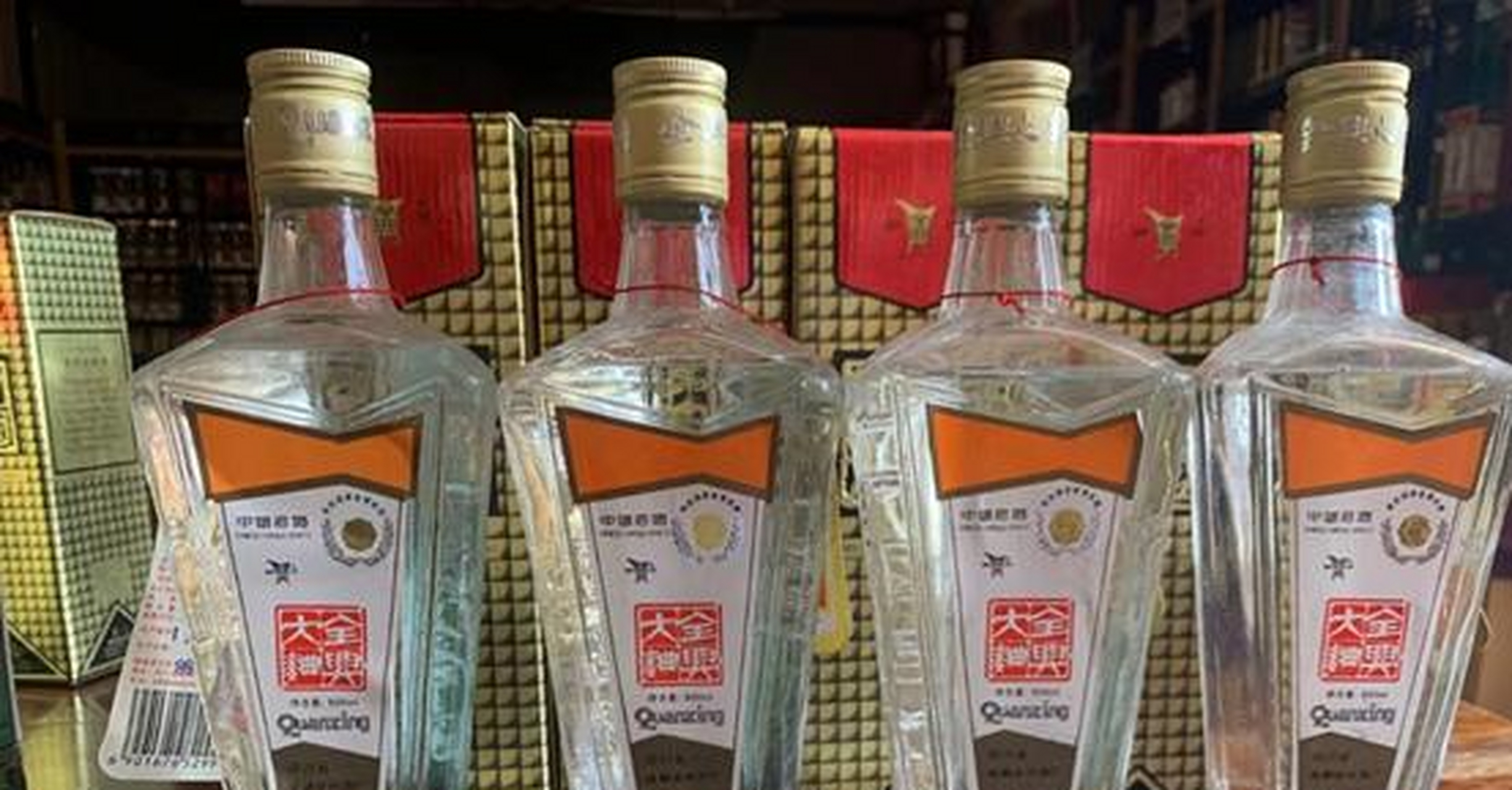 西凤酒又称柳林酒,历史悠久,始于殷商时期,距今已有3000年的历史了,早