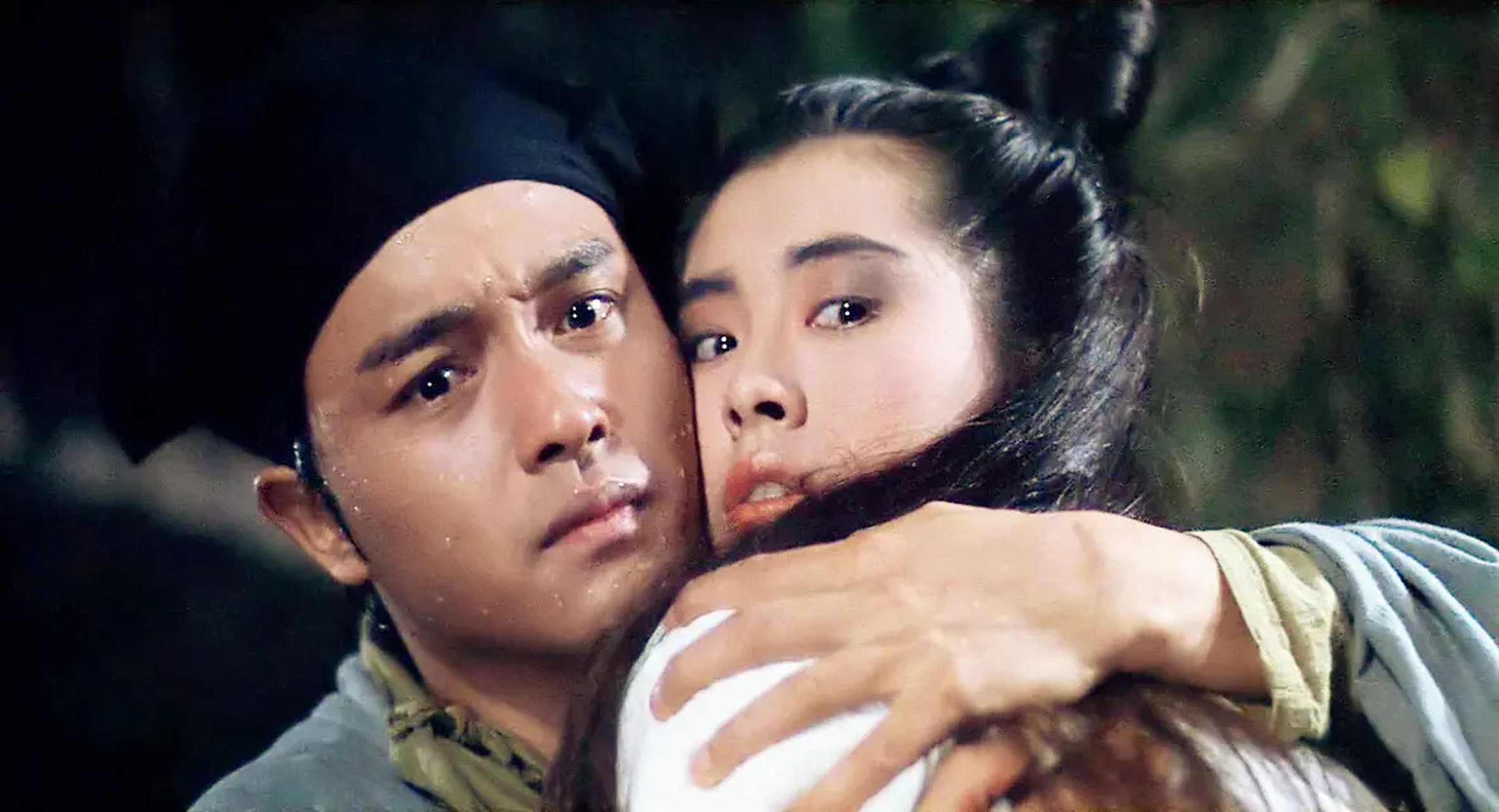 感人至深的古装爱情经典 《倩女幽魂》是一部由程小东执导,张国荣